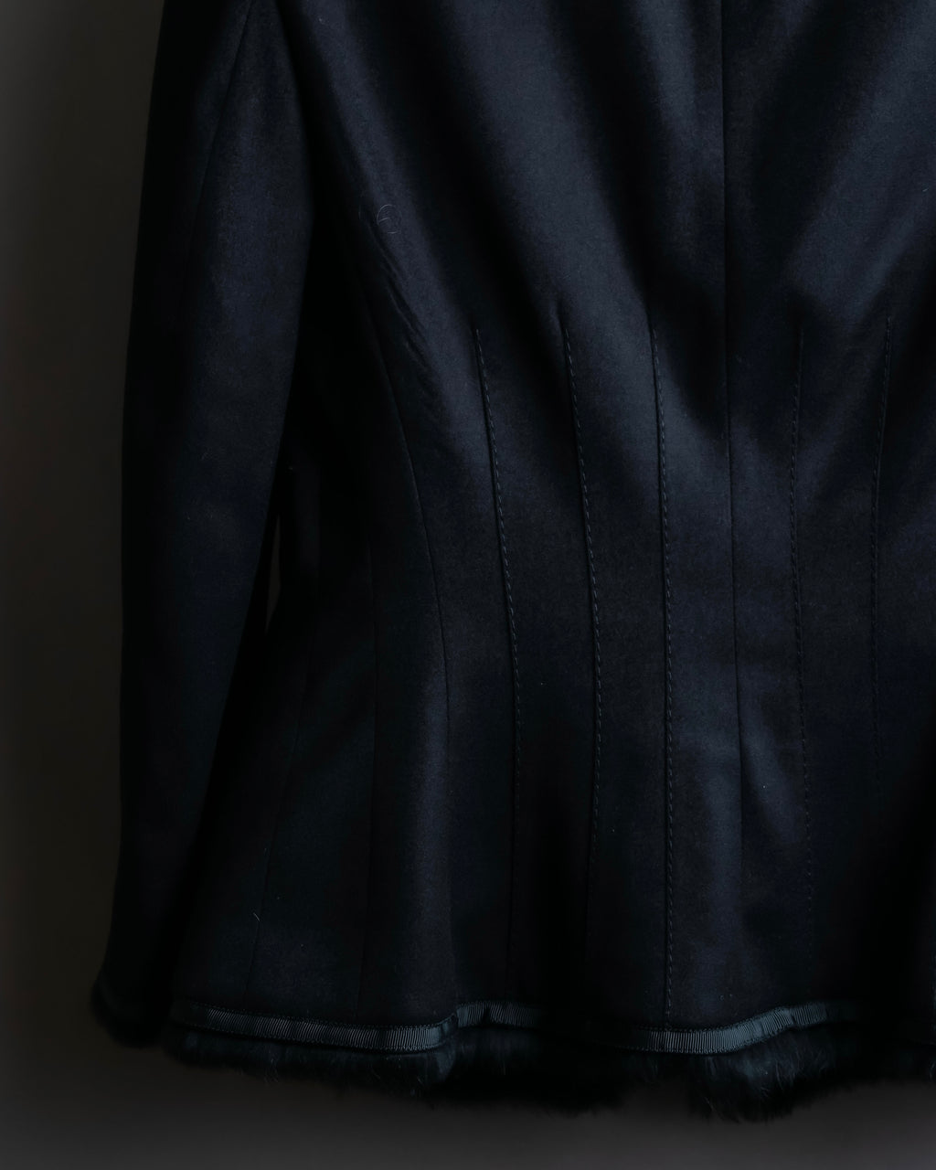 "Alexandar McQueen" Fur trimmed design shaped tailored jacket