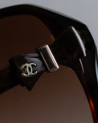 "CHANEL" Butterfly frame brown lens sunglasses