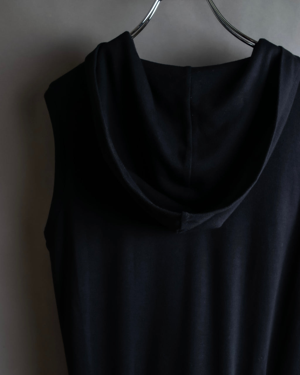 "Christian Dior" Satin ribbon waist detail hooded dress