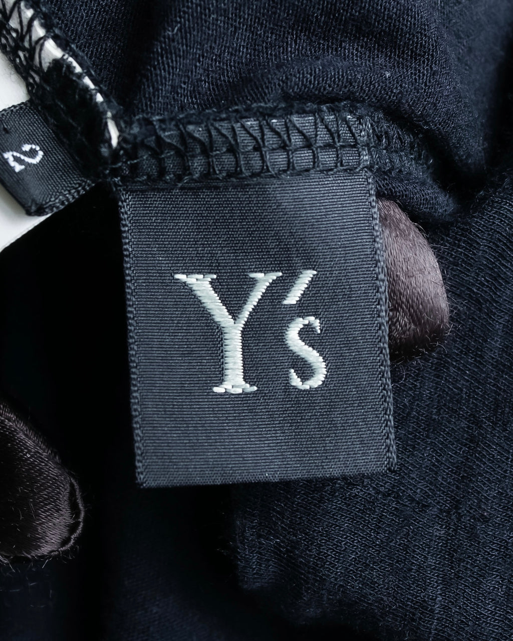 “Y’s 1998SS” Asymmetry designed high neck no sleeve top
