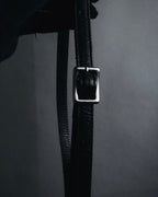 "Y’s" 22AW sculptural kiss-lock leather bag
