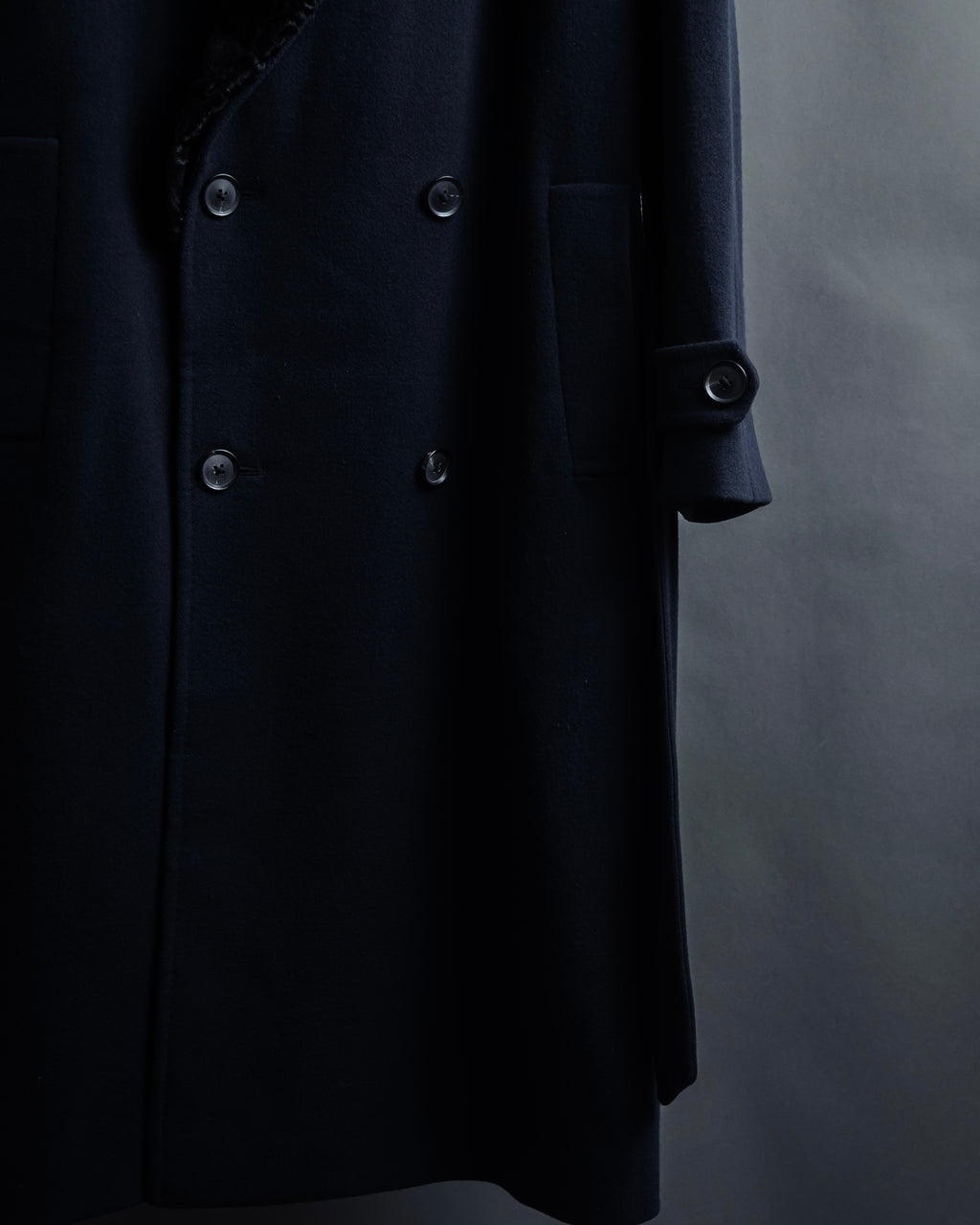 -SPECIAL- "CARUSO"
 Fur collar design belted melton coat