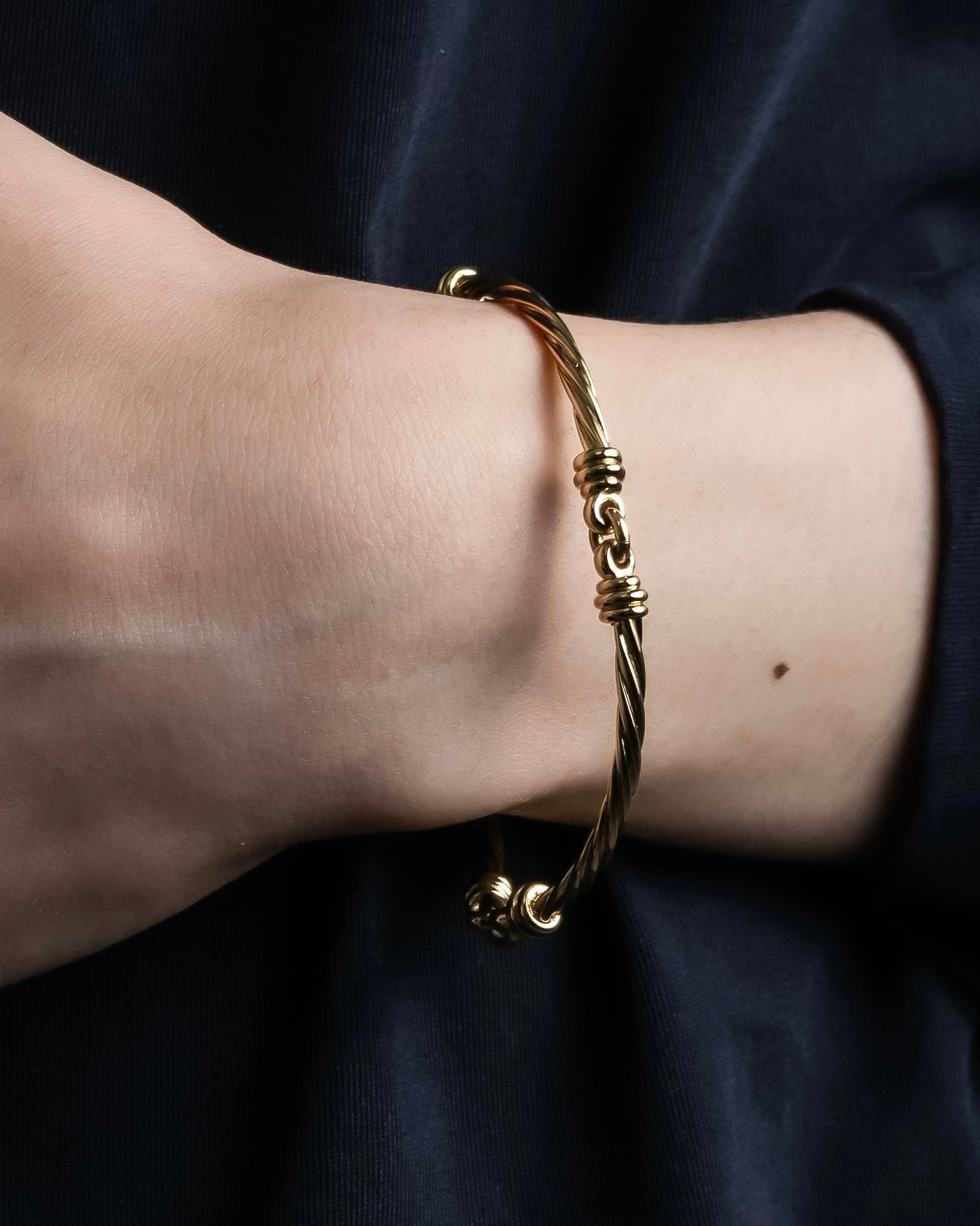 "DIOR" Twisted antique design bracelet