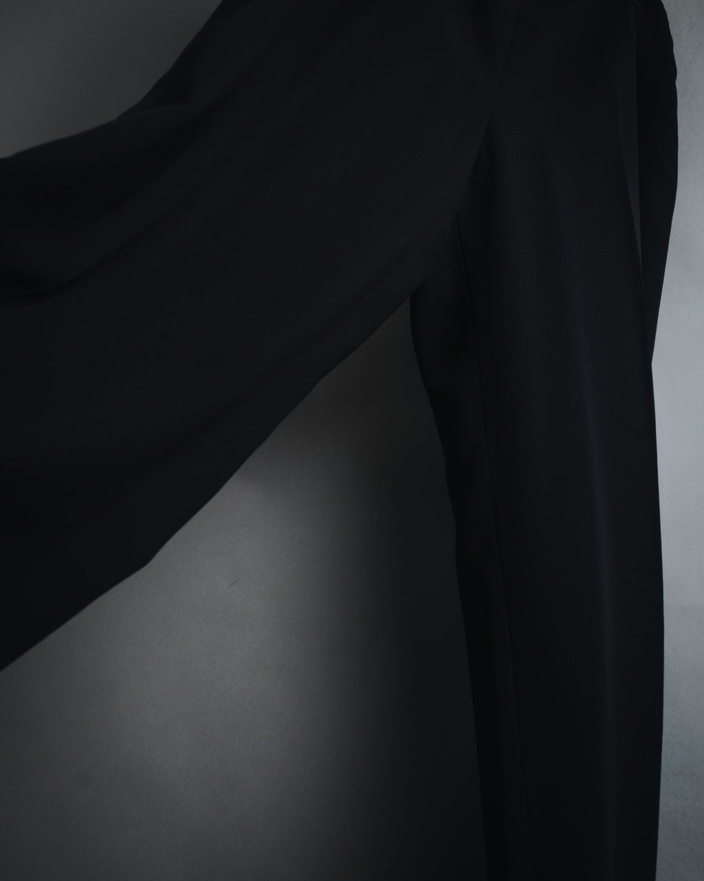 "GIORGIO ARMANI" 90’s Minimalist straight-leg virgin wool slacks