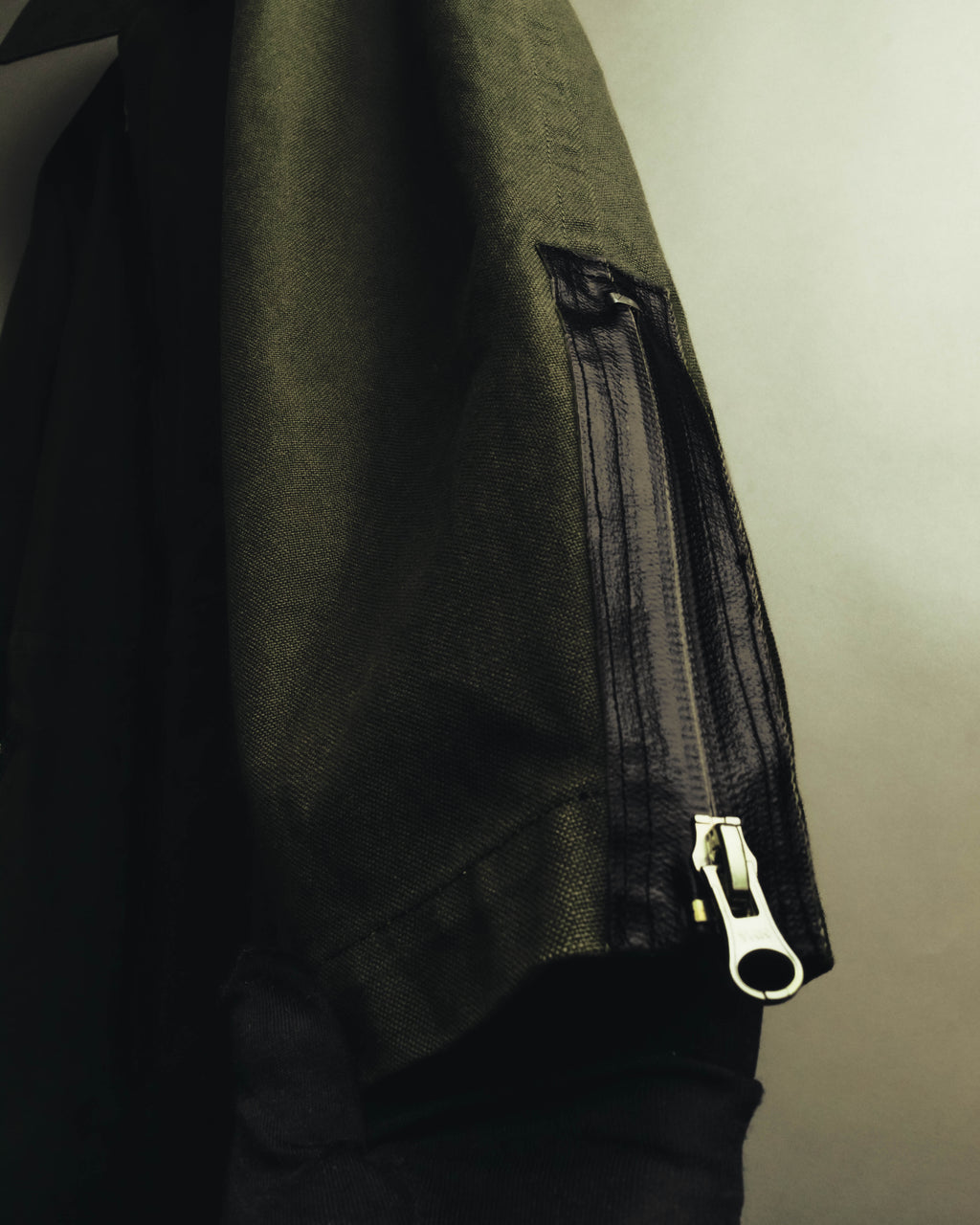 -SPECIAL- "COMME des GARÇONS HOMME" 03AW Asymmetric zip long coat