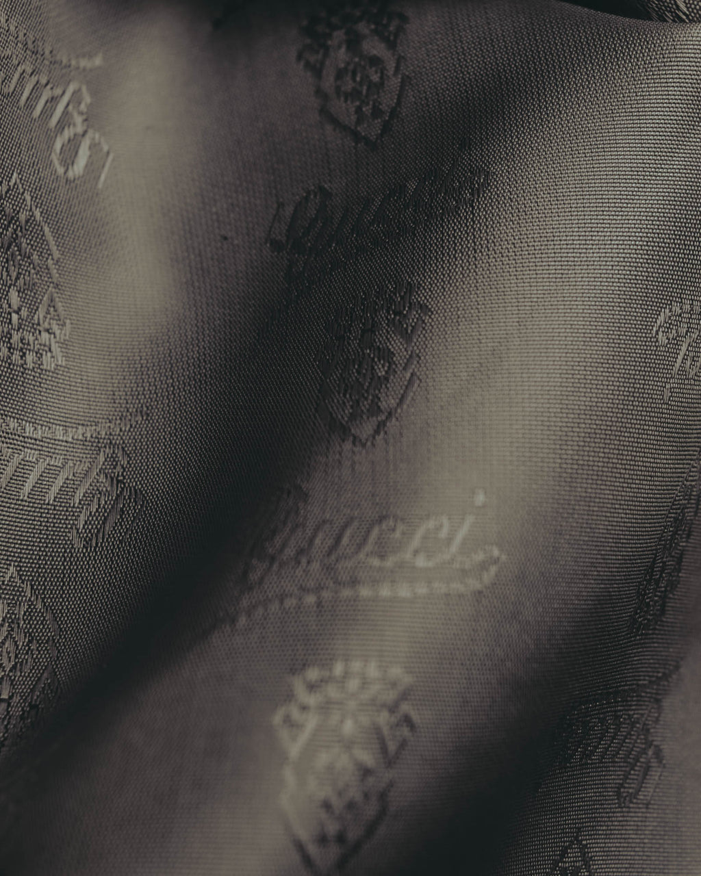 "GUCCI" 70's-80's Floral silk scarf tie