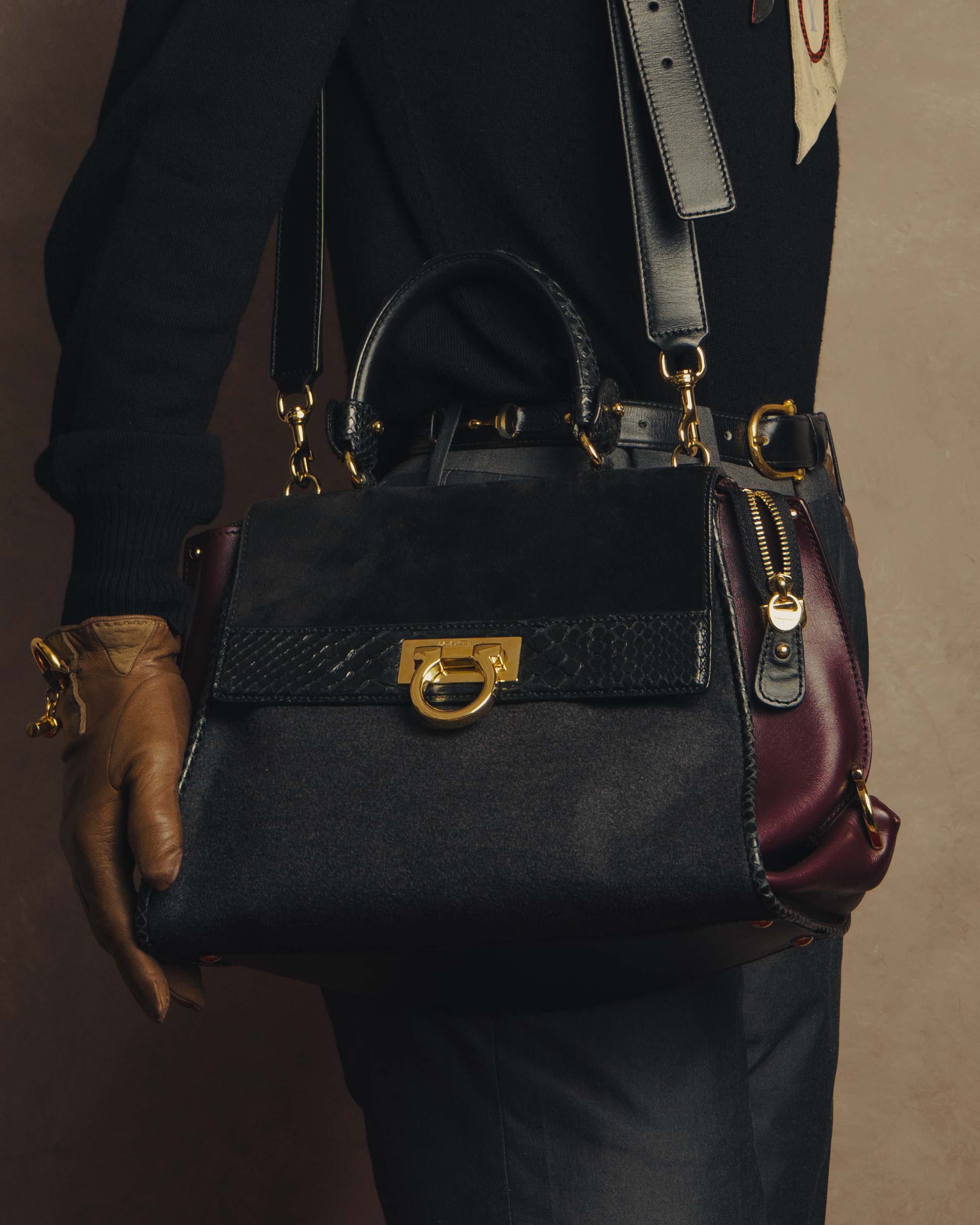 -SPECIAL- “Salvatore Ferragamo” 2019-21 Mixed material Sofia top handle bag