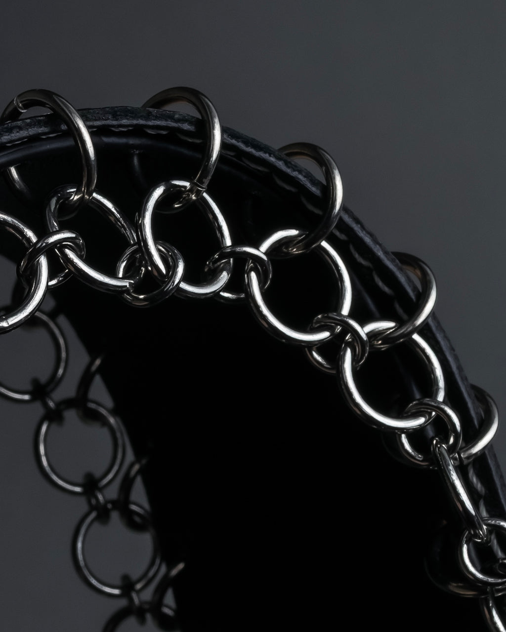 "LOEWE" Ring design leather corset necklace