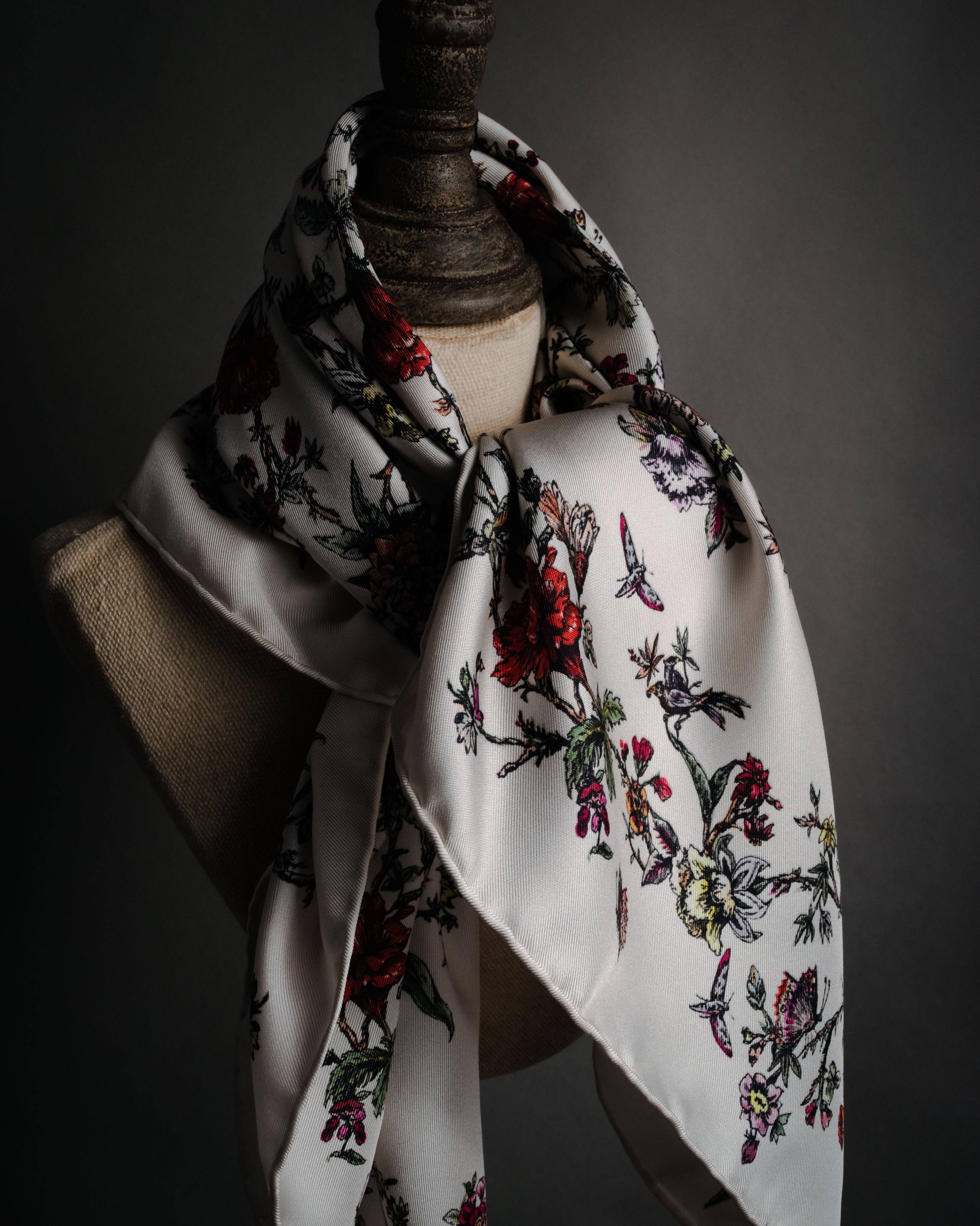 "Christian Dior" 2020-2023 botanical silk twill scarf