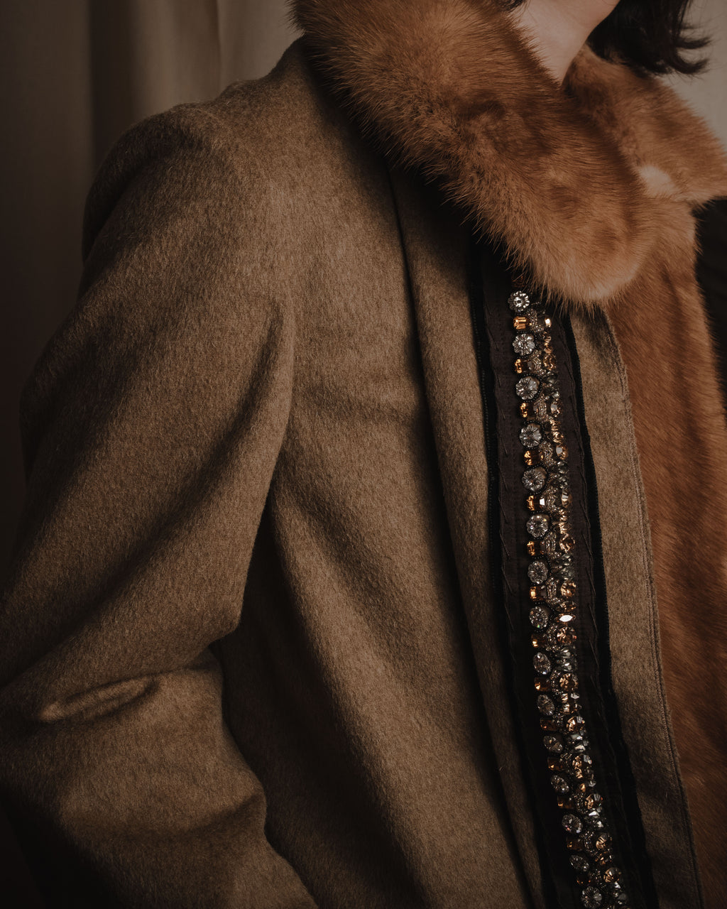 "PRADA" 90’s-00’s embellished fur-collar stretch tech coat
