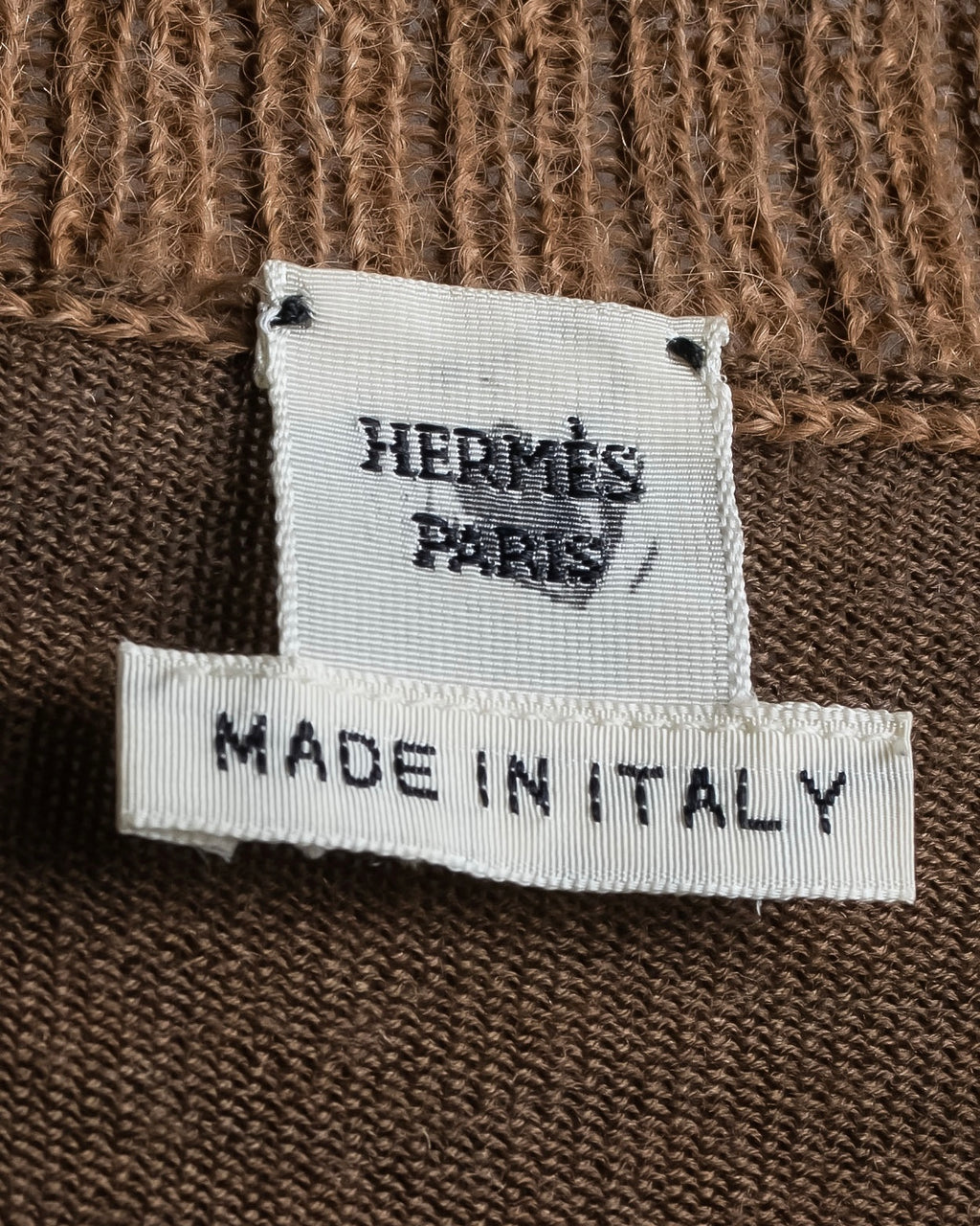 "HERMES" Gaultier period H logo engraved V-neck knit