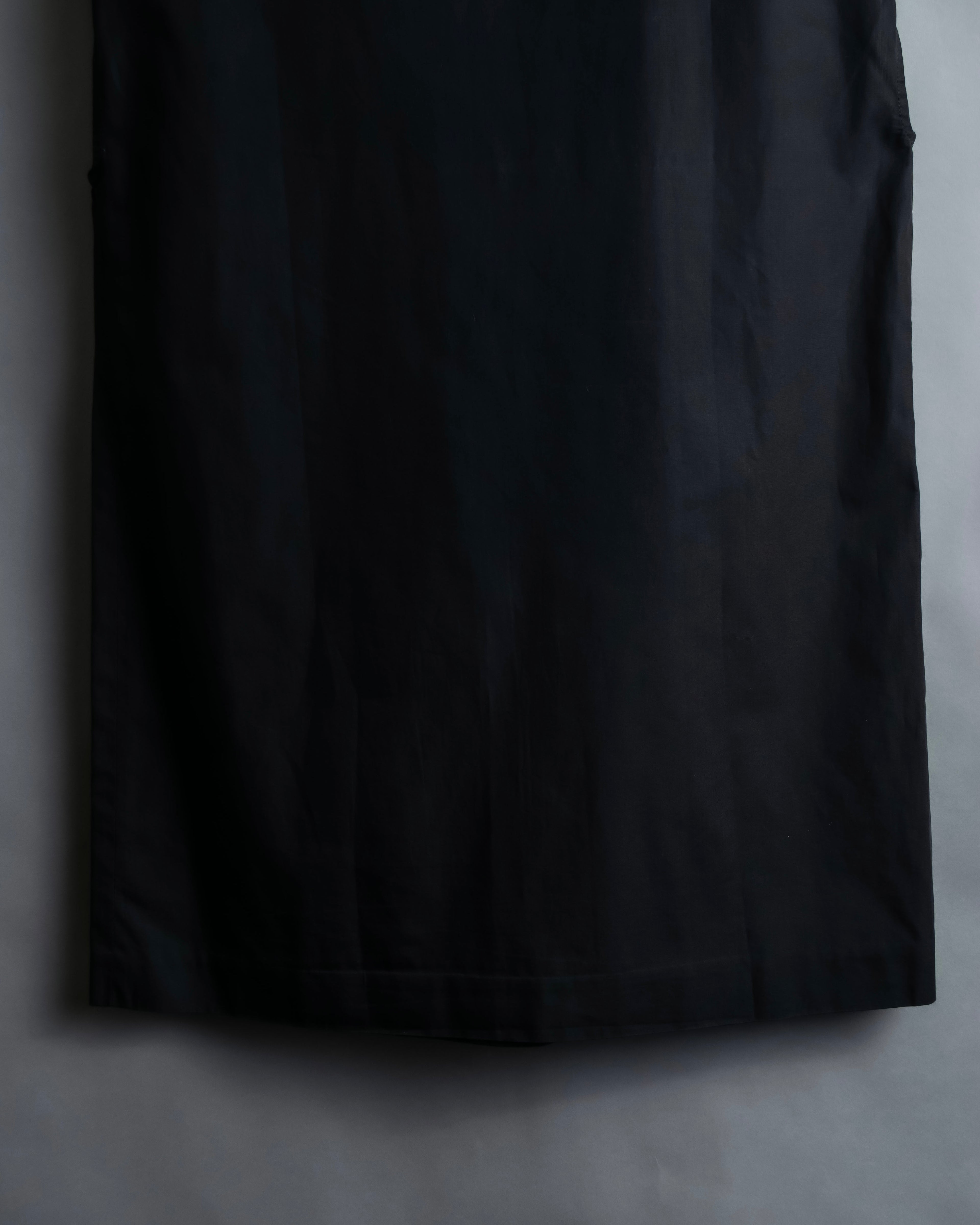 “BOTTEGA VENETA”  V neck designed no sleeve top