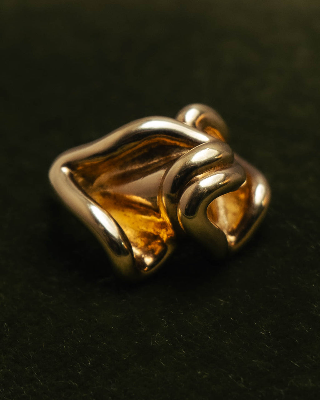 -SPECIAL- “Bottega Veneta” 10's- Sculptural gold plated knot ring