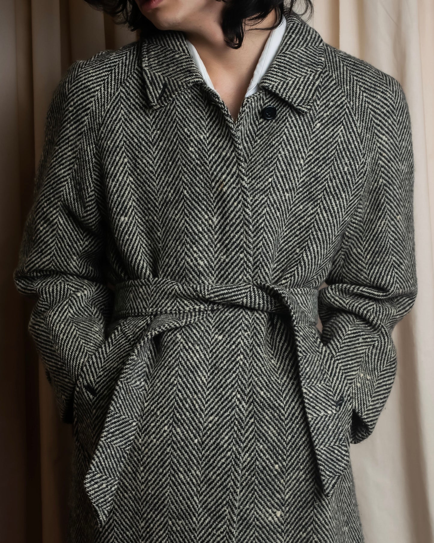 "BURBERRYS" Herringbone belted design soutien collar coat