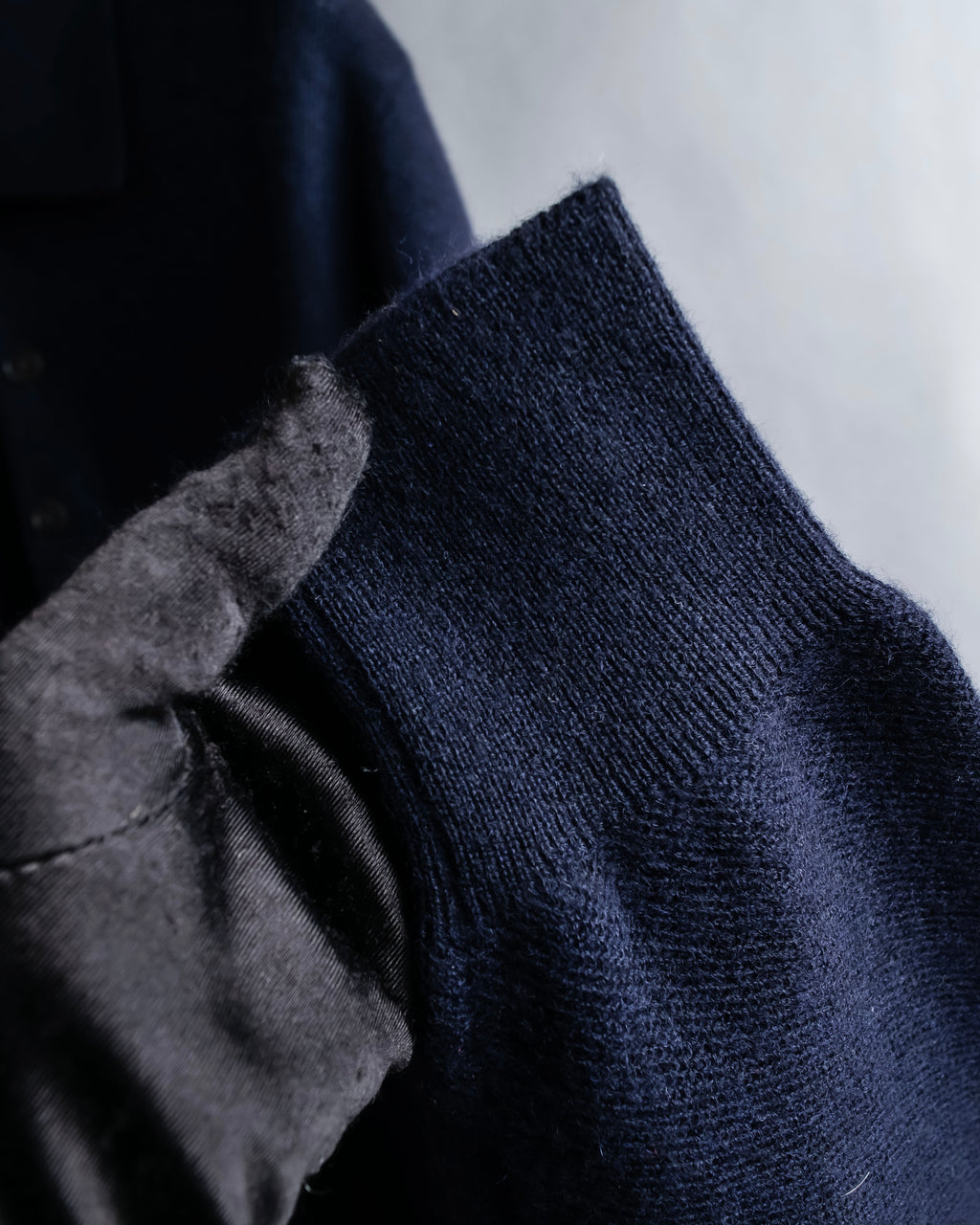 Hermès Camiseta de punto de cachemira azul marino hermosa