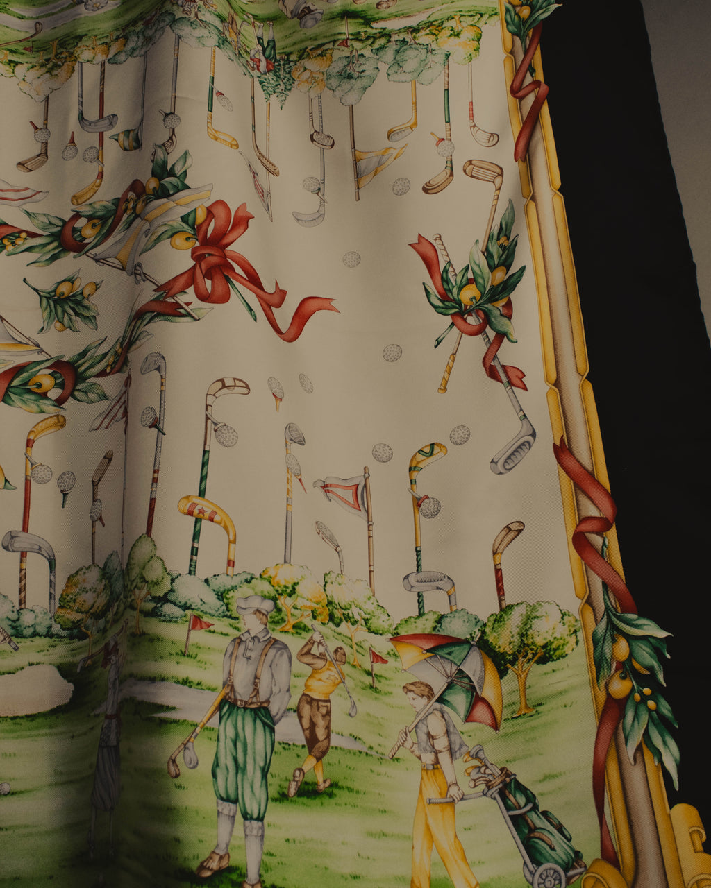 “Salvatore Ferragamo” 80’s-90’s Golf motif silk twill scarf