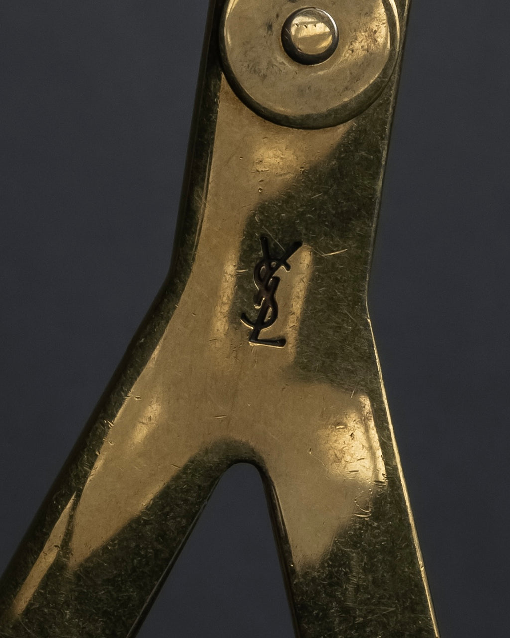 "YVES SAINT LAURENT" 11'year-12'year Chic Gabas leather bag