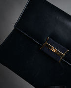 “Salvatore Ferragamo” 90’s Vara ribbon box calf shoulder bag