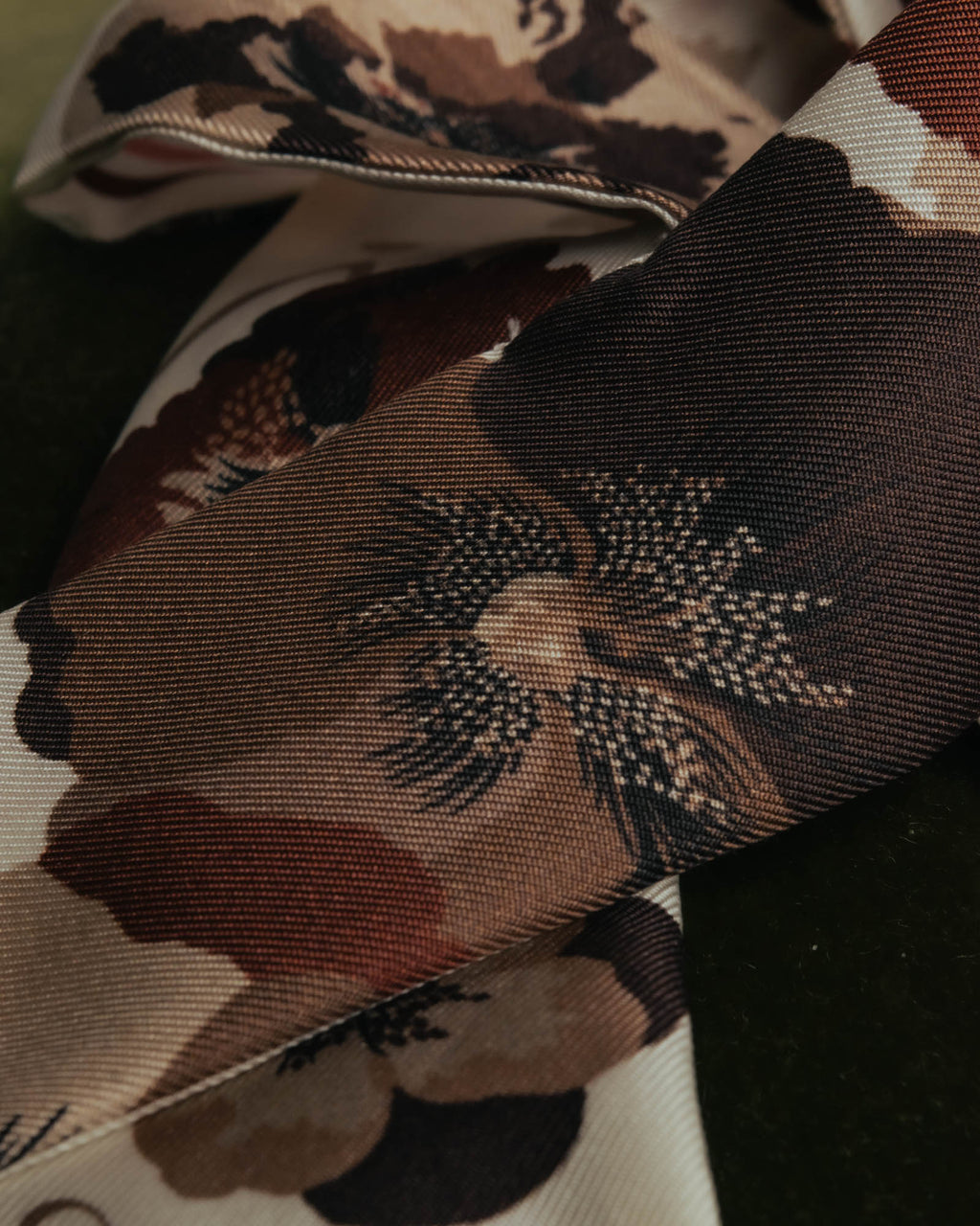 "GUCCI" 00's-10's Floral and striped silk neck bow scarf