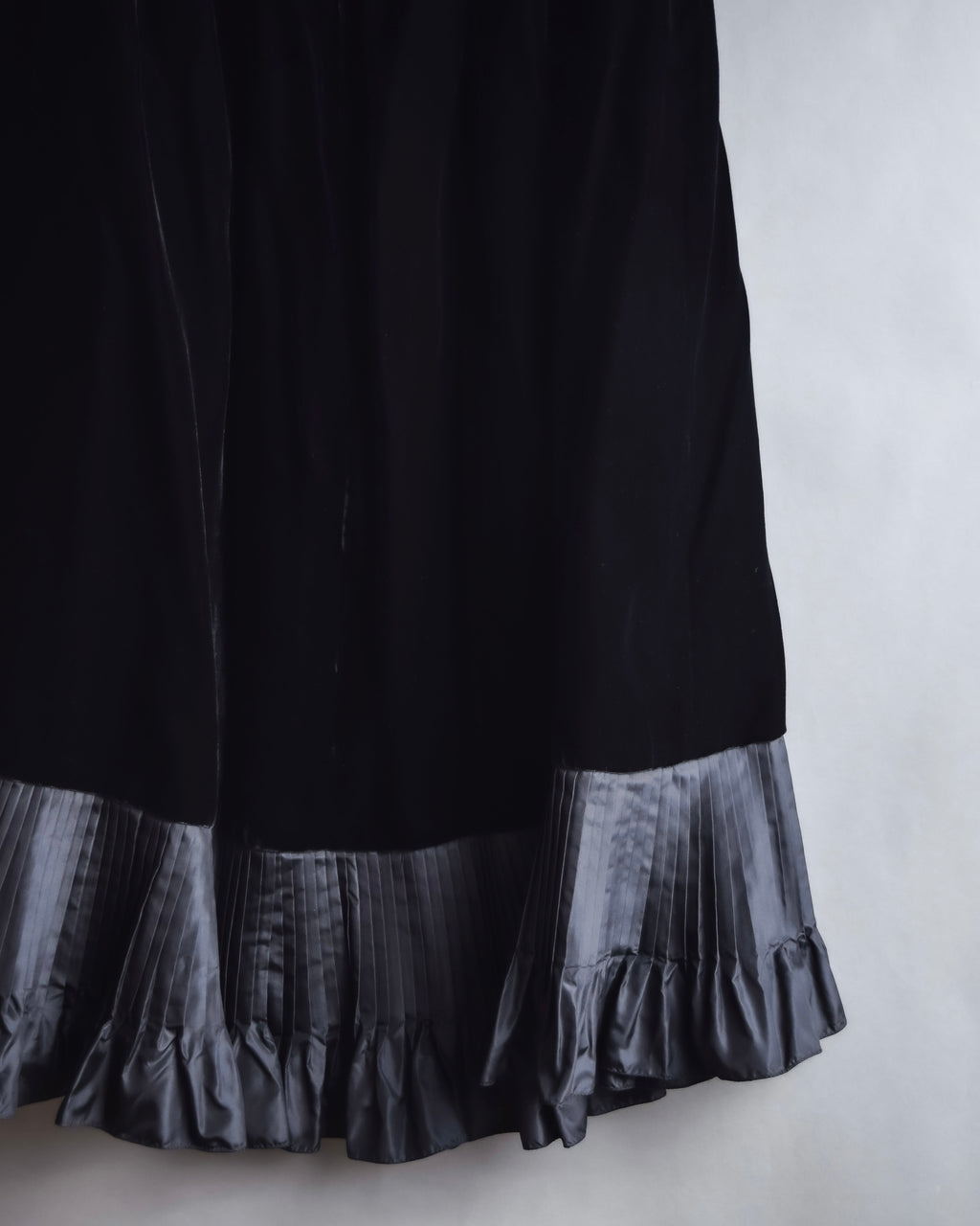 "CELINE" Pleated satin hem velvet flare skirt