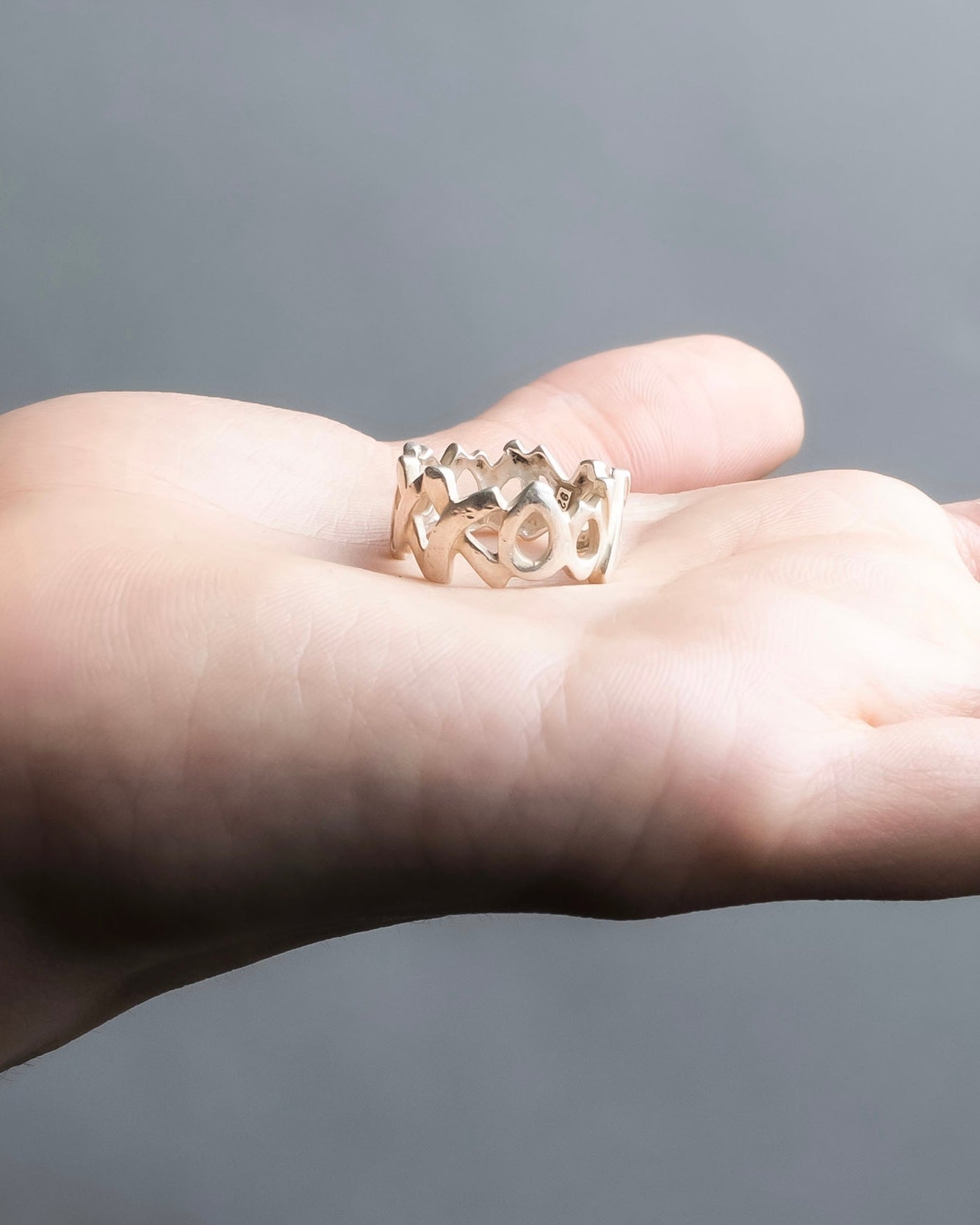 "Tiffany&Co" Paloma picasso love and kiss xo motif ring