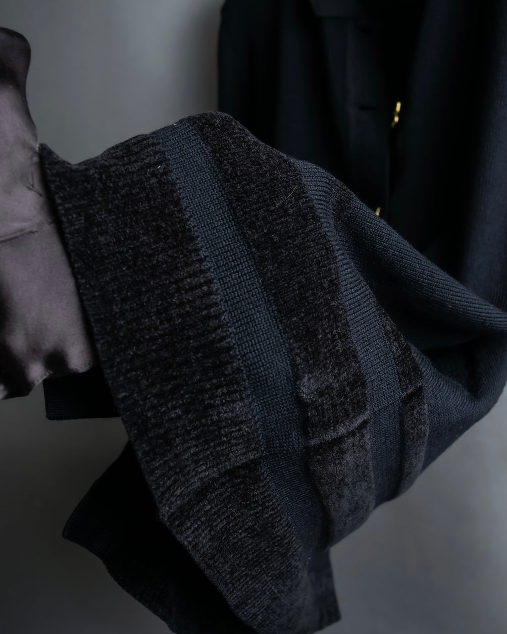 "Salvatore Ferragamo" Gancini design rayon mix cardigan