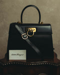 "Salvatore Ferragamo" 80's-90's Structured leather top handle bag