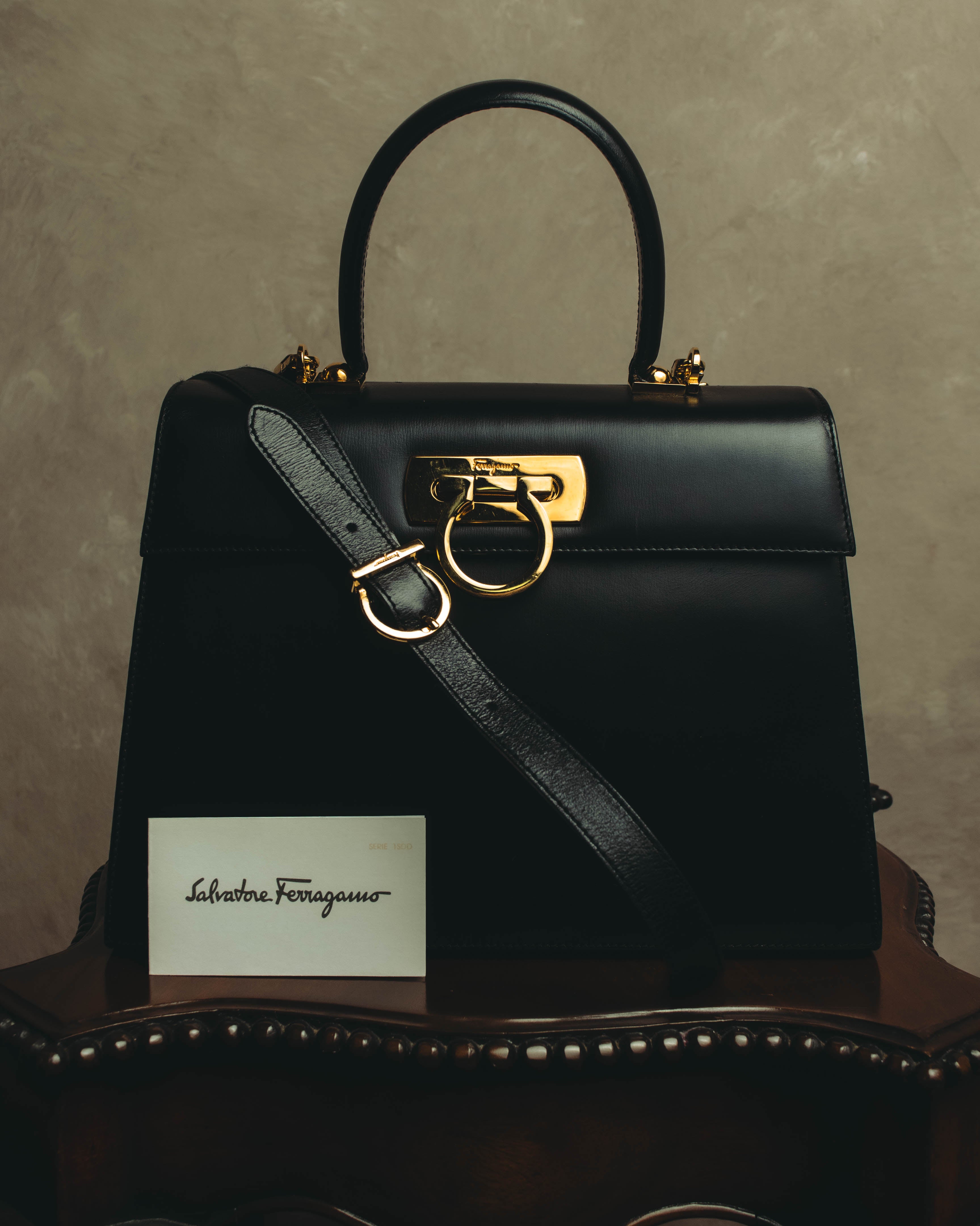 "Salvatore Ferragamo" 80's-90's Structured leather top handle bag