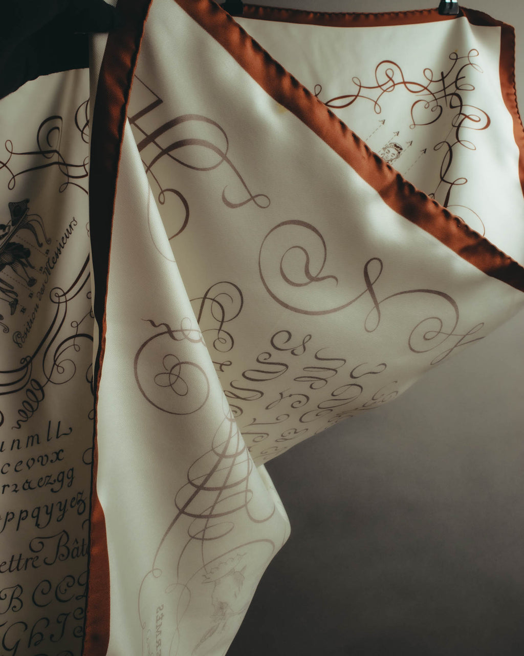 "Hermès" 90's Calligraphy print silk scarf