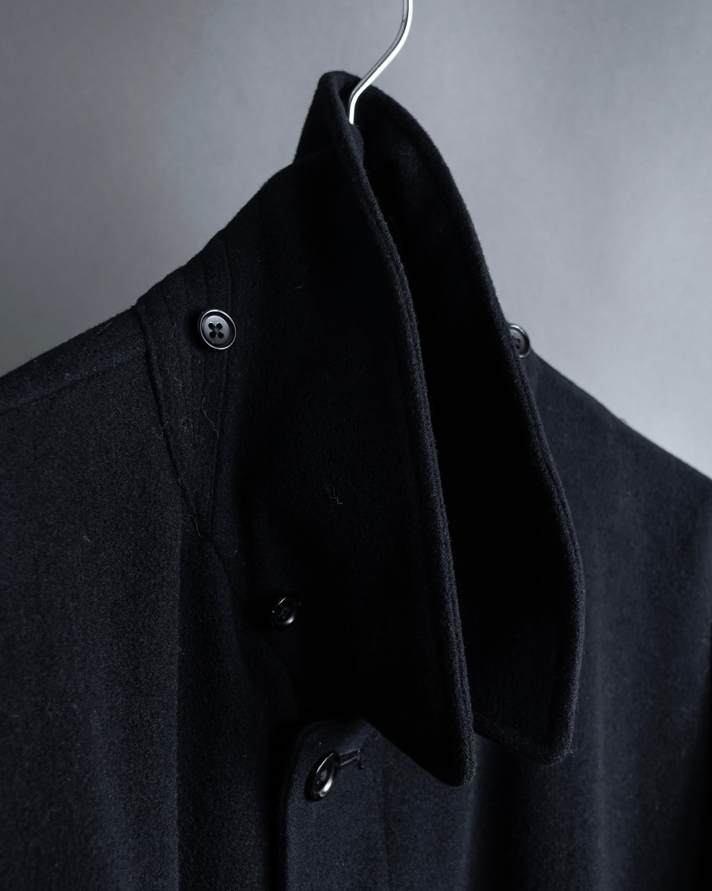 "YOHJI YAMAMOTO" Straight line stand collar coat