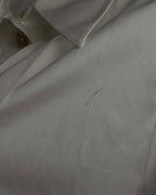 "CHANEL" Gold button design pleated white shirt