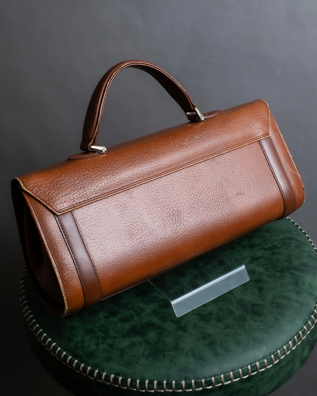 "BURBERRYS" Horizontally shaped brown leather one-handle bag