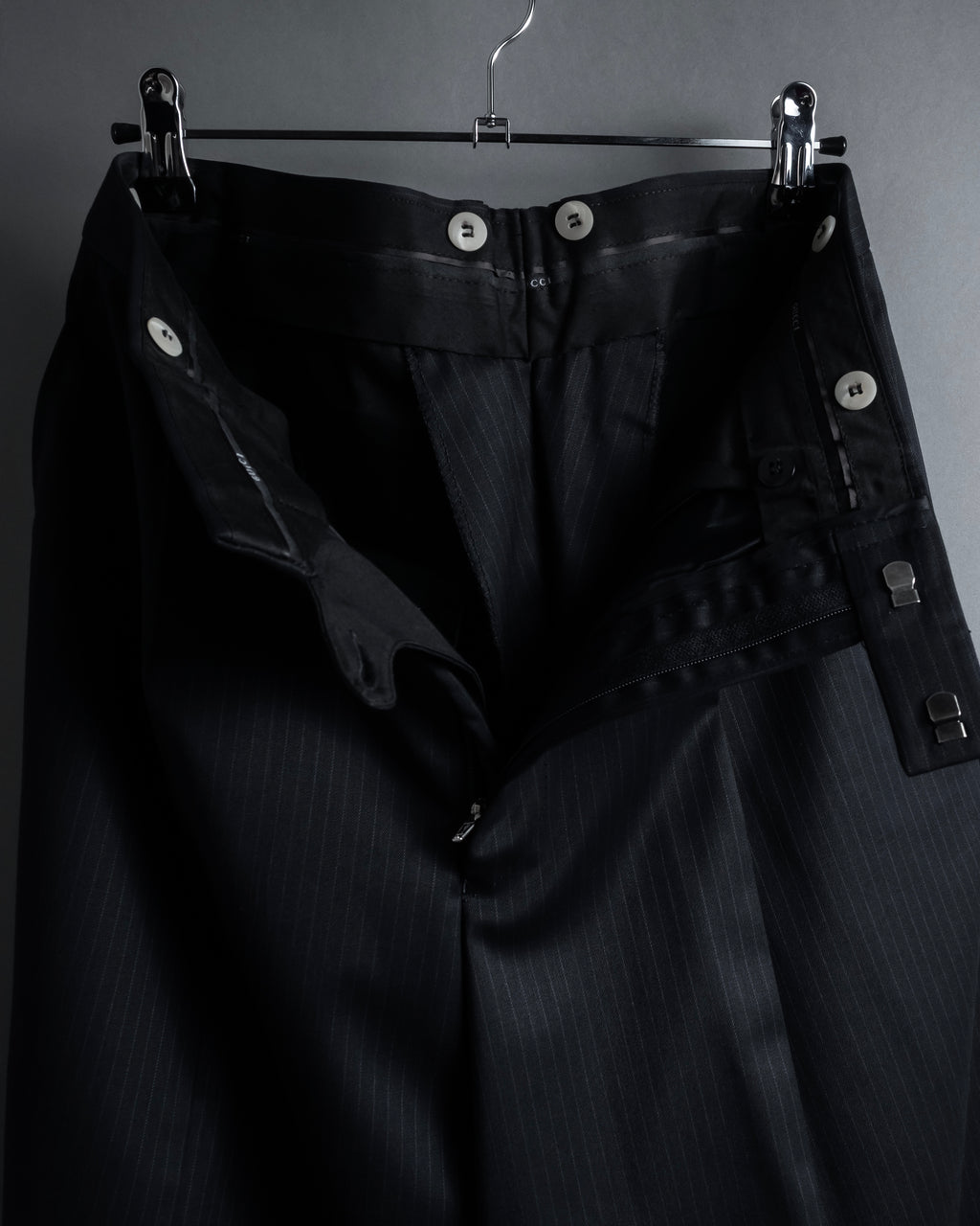 "GUCCI" 90's Elegant suiting pinstripe set up