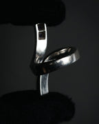 “GUCCI” 1990’s-2000’s Amethyst bypass silver ring