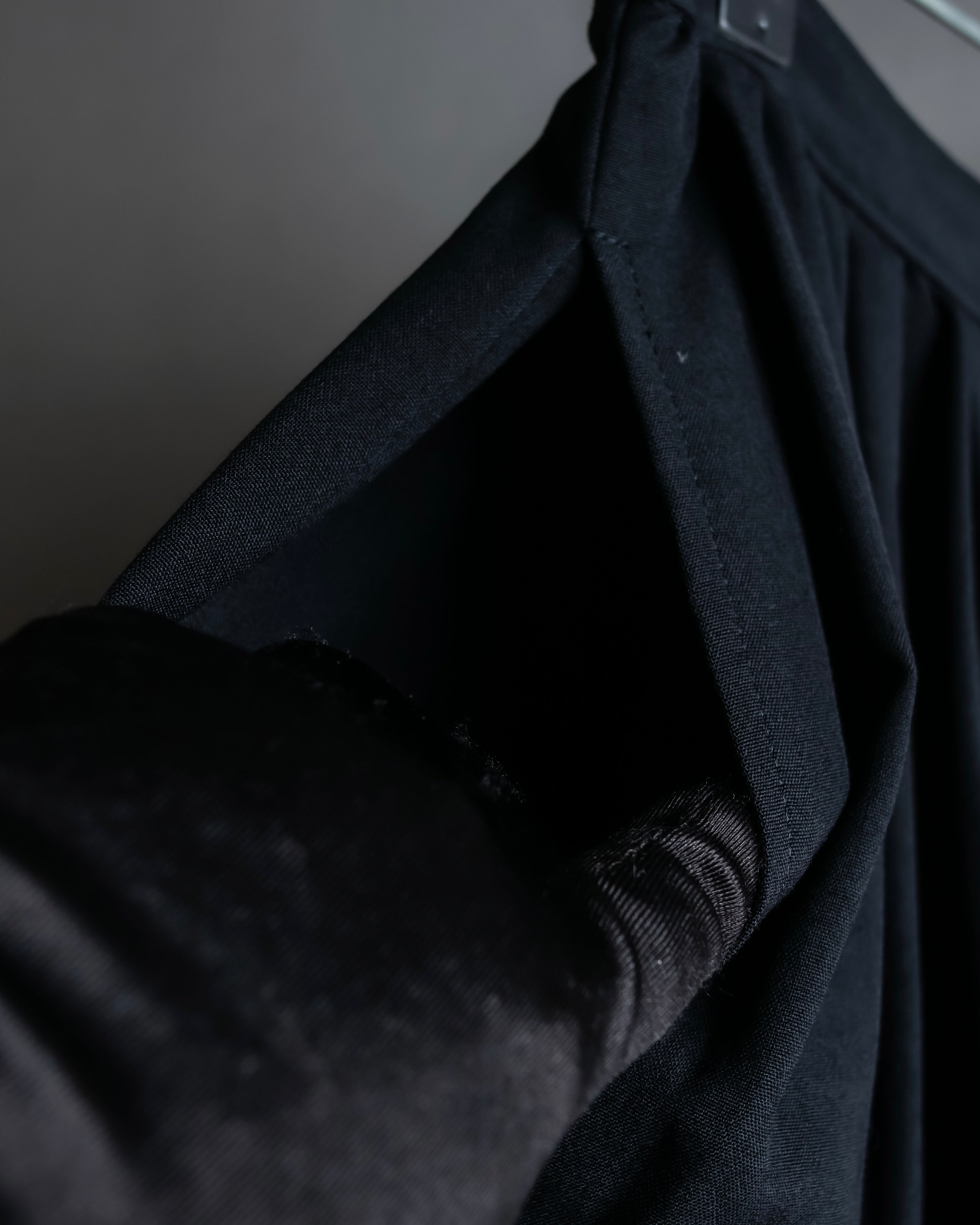 "tricot COMME des GARCONS"  Lace design at hem flare skirt