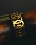 “Salvatore Ferragamo” 90’s-00’s Gancini motif gold bangle