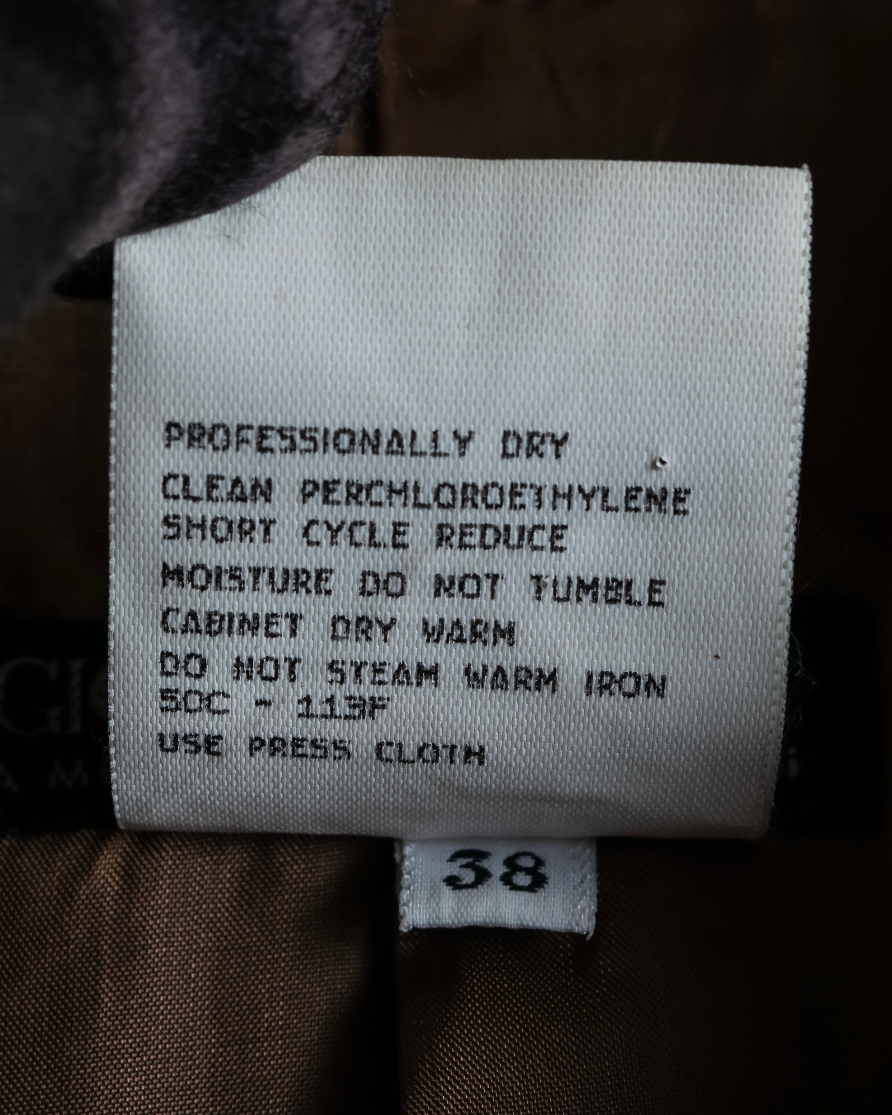 "GIORGIO ARMANI" Diamond pattern peak lapel double breasted tailored jacket