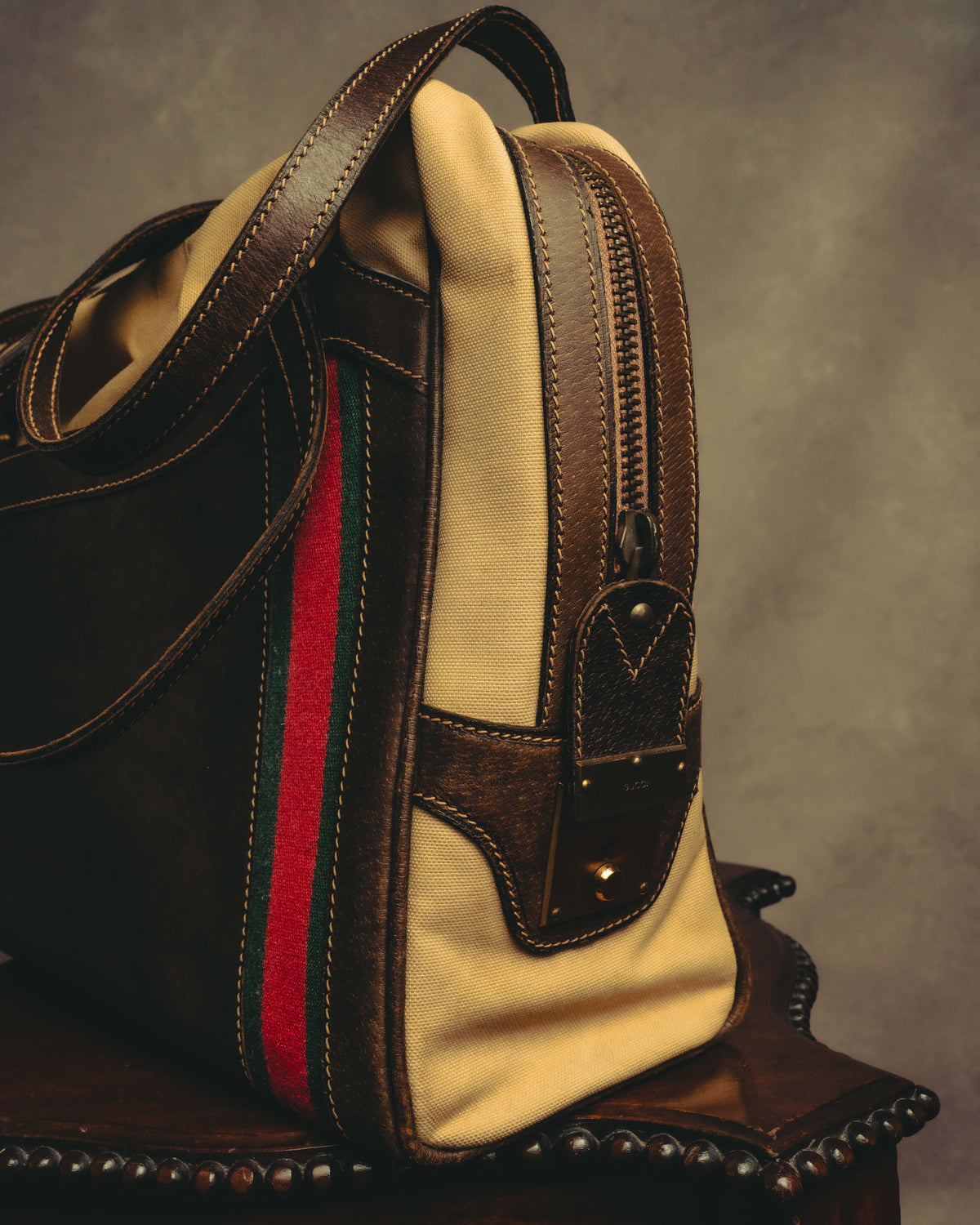 "GUCCI" 70's Iconic web travel shoulder bag