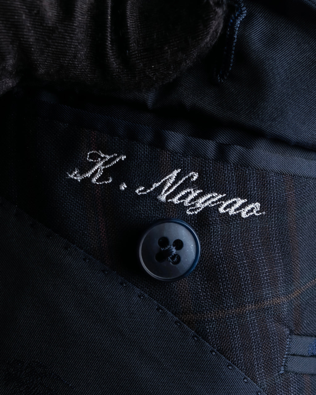 "BURBERRYS" Micro check pattern metal button blazer