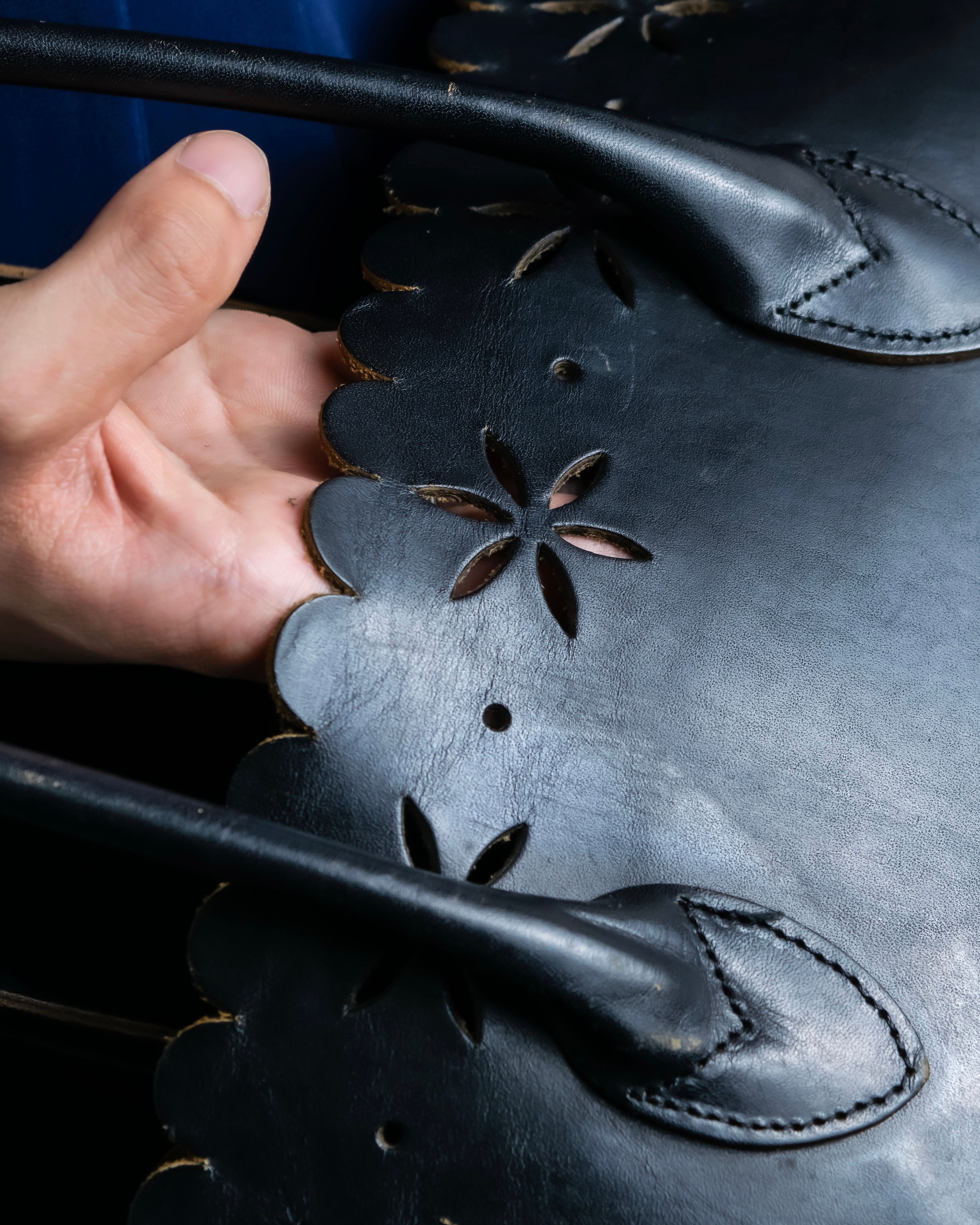 "tricot COMME des GARCONS" Floral pattern punching design tote bag