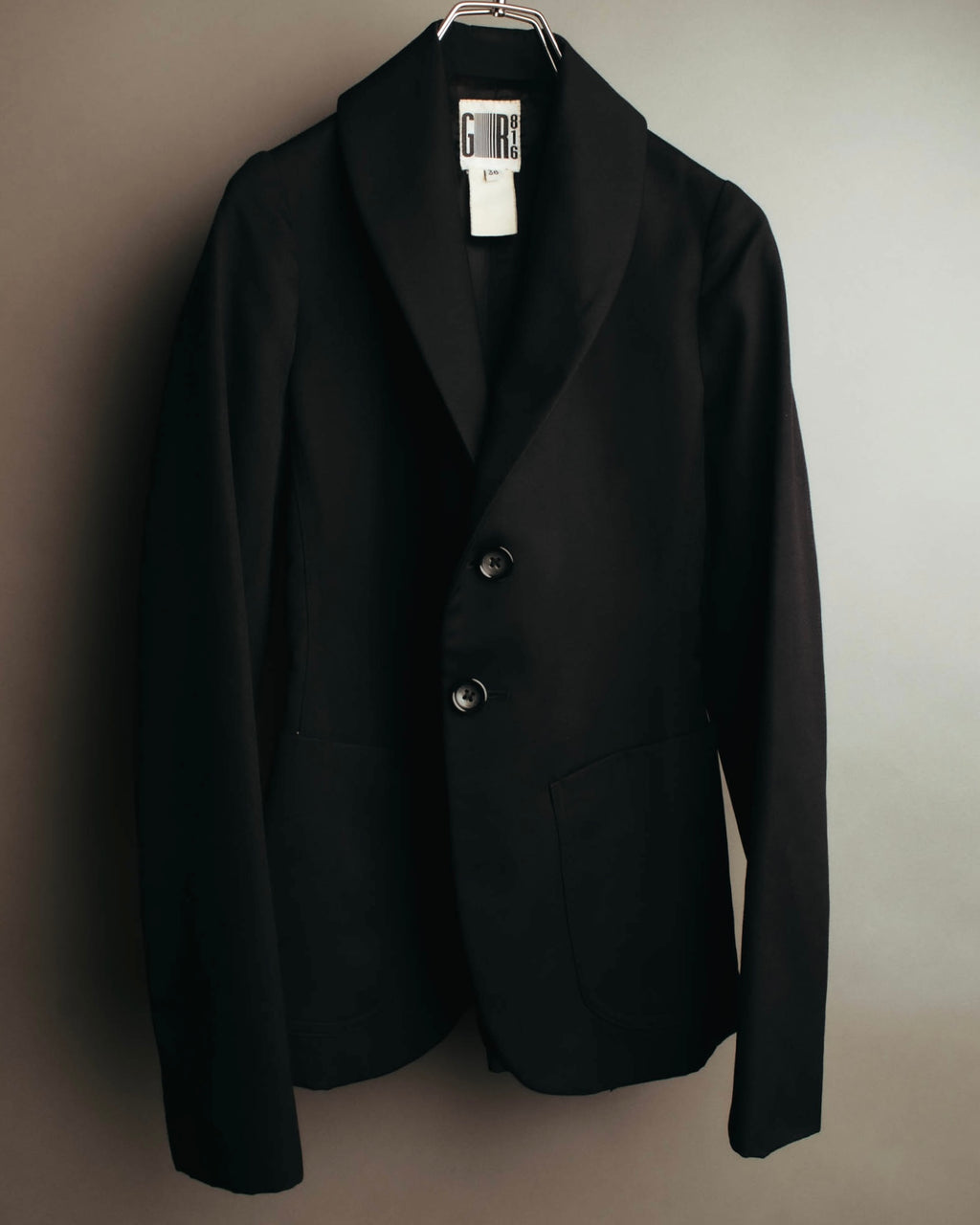 "GR 816" 90's Minimal black tailored blazer