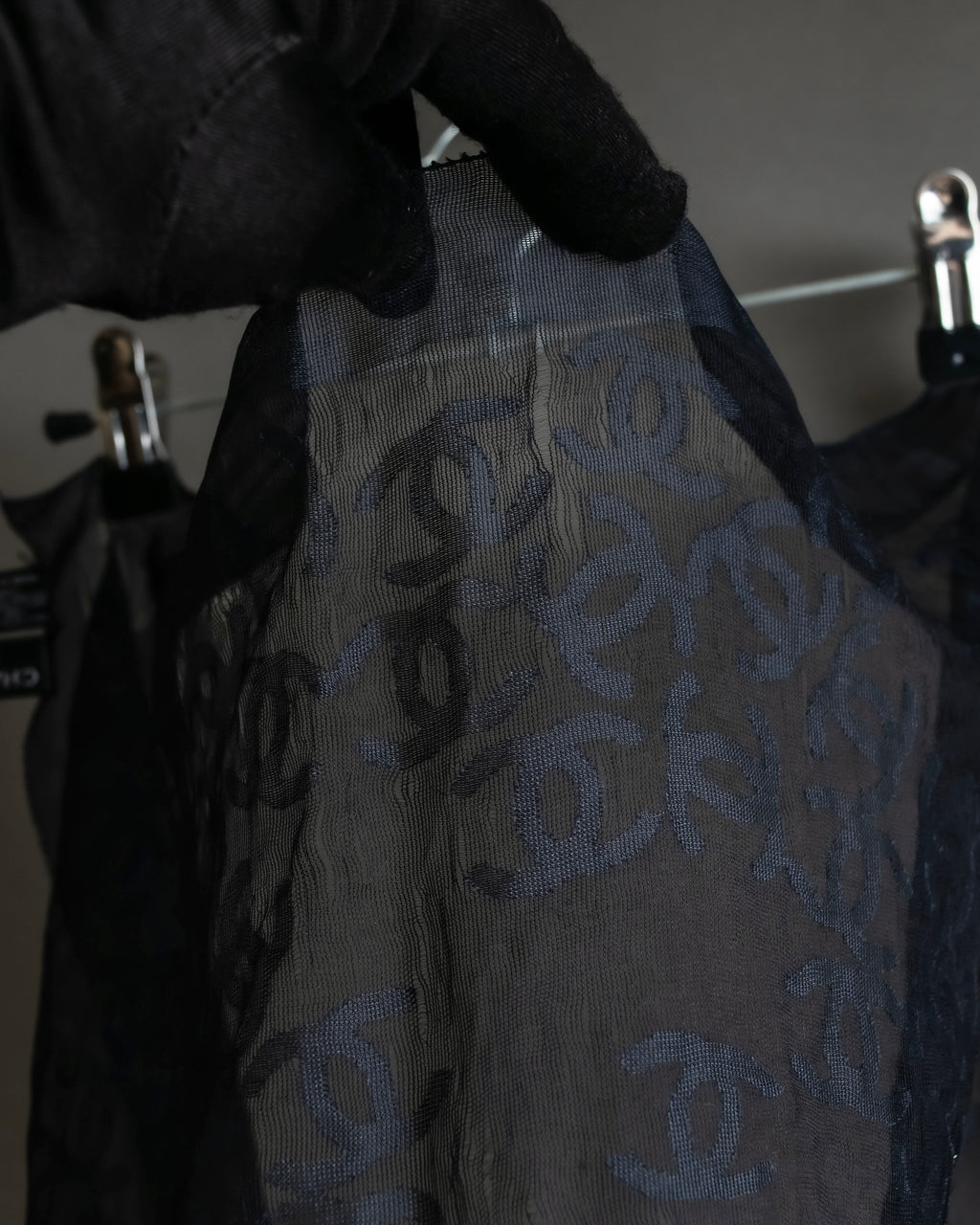 "CHANEL" Coco Mark scattered sheer large scarf