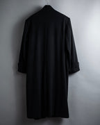 "BARBERINI" Minimalist detail 100% cashmere stand collar coat