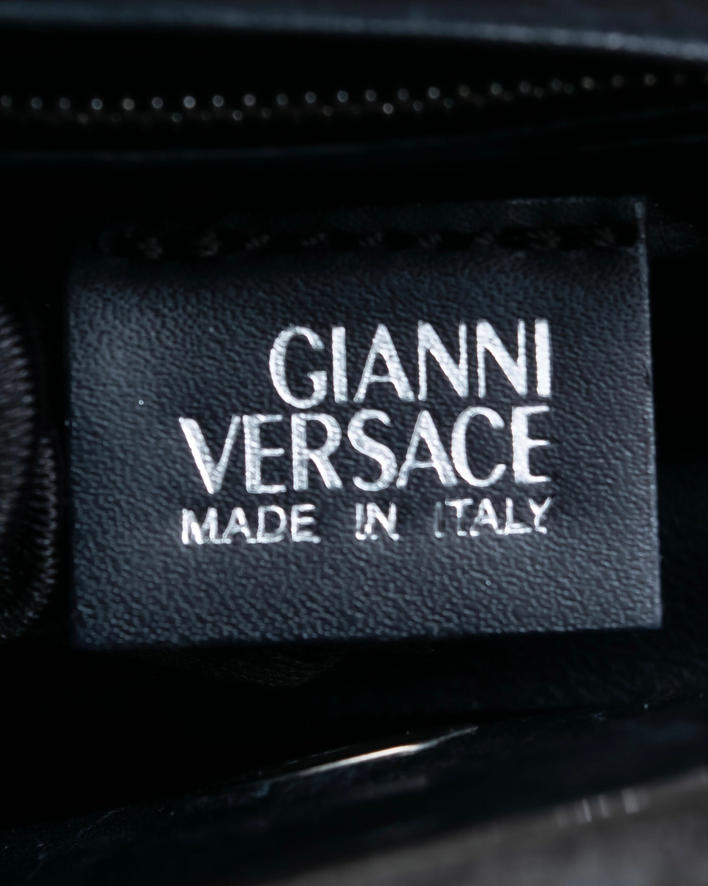 "GIANNI VERSACE" Random pleated medusa motif one handle bag