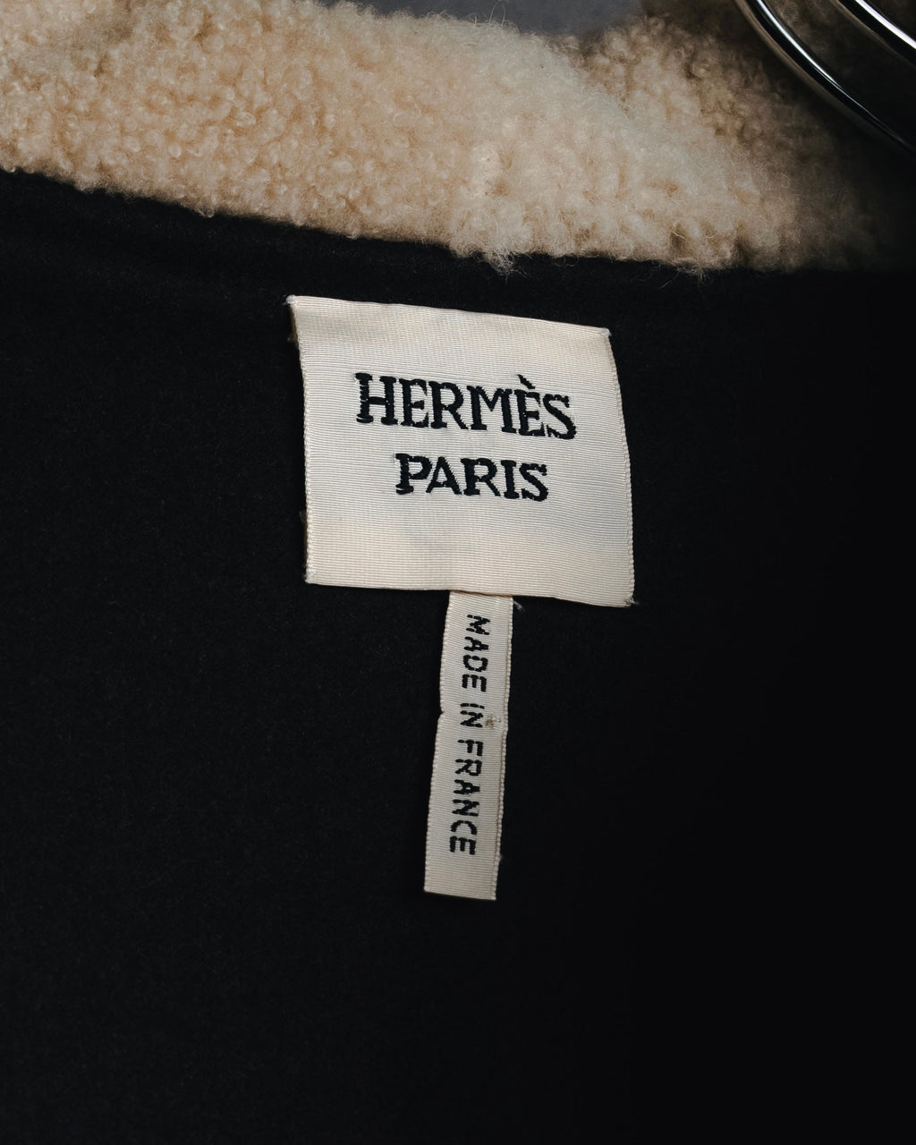 –SPECIAL– "HERMES" 90’s-00’s Sculptural hooded deerskin belted coat