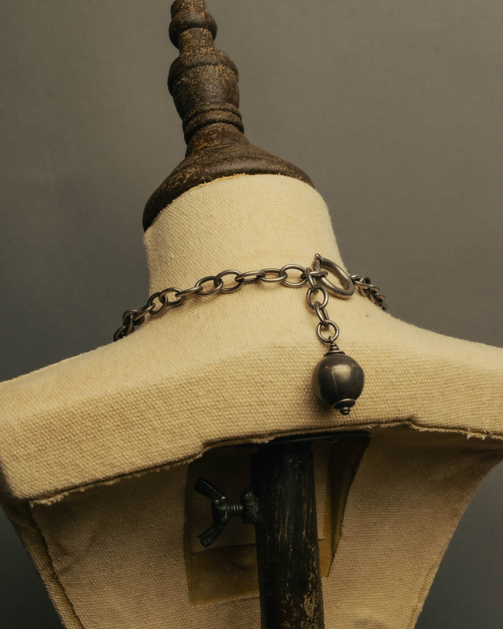 -SPECIAL- “Jean Paul Gaultier” 90’s-00’s sculptural metal ring necklace