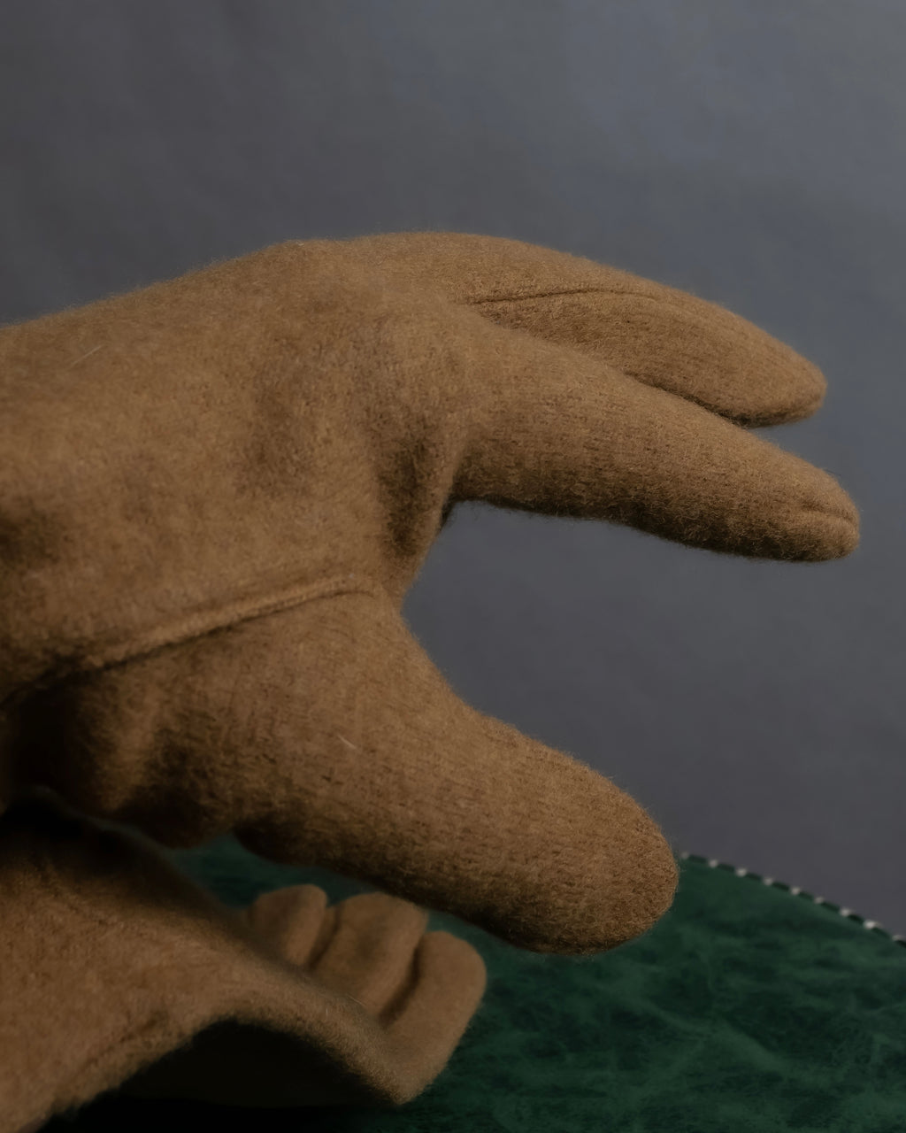 "BURBERRY" Cashmere blend design suede leather gloves