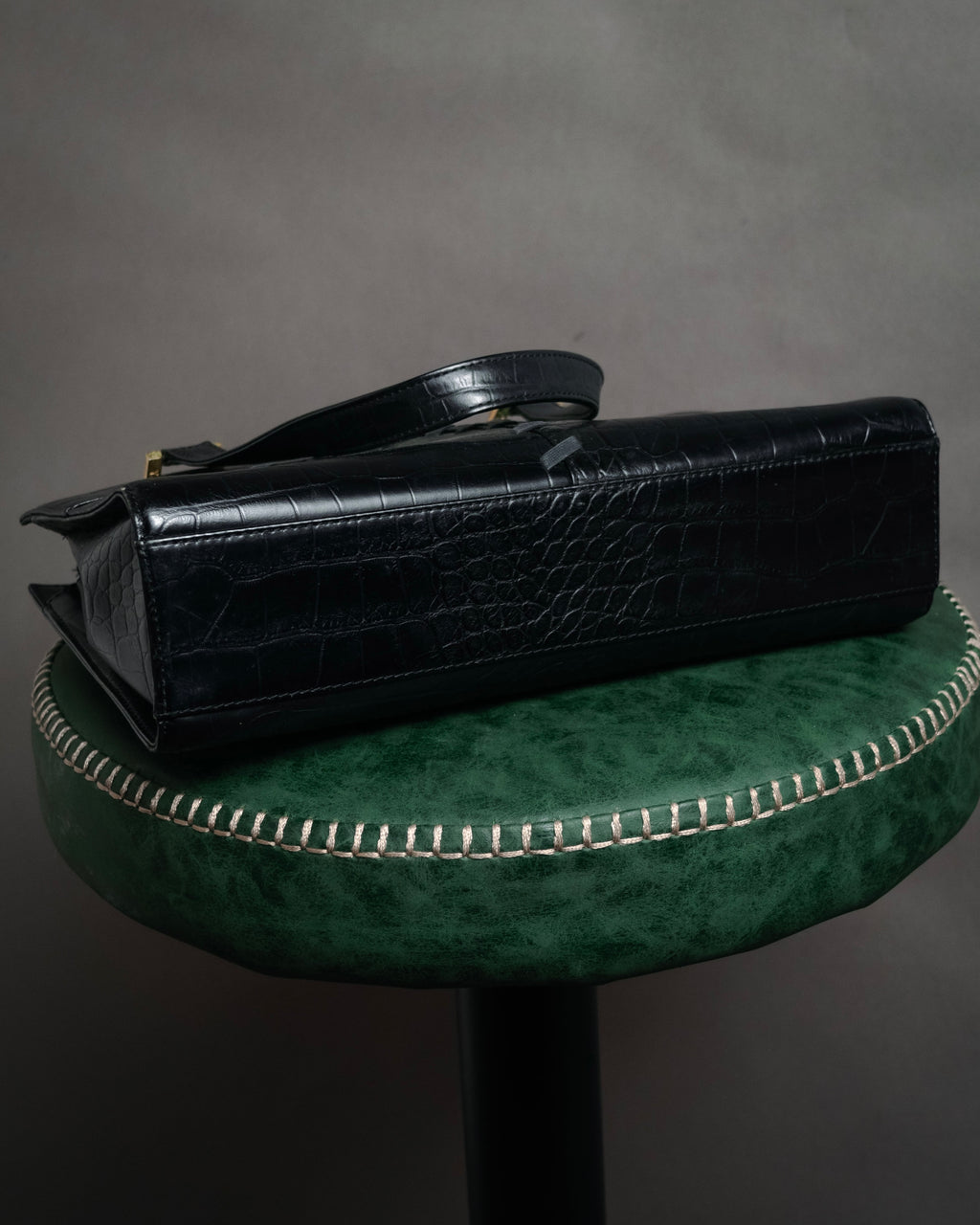 “YVES SAINT LAURENT” 90’s–Early 00’s Croc embossed leather woven stitch tote bag