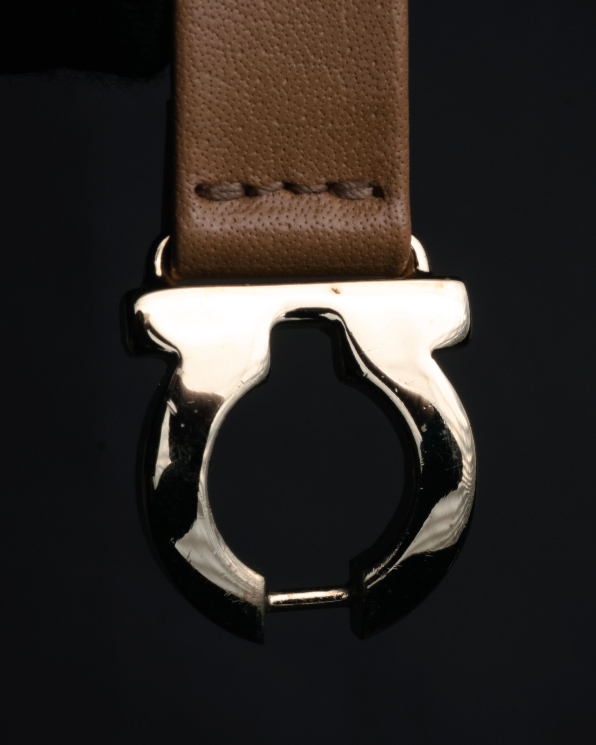 “Salvatore Ferragamo” 2000’s Gancini leather bracelet