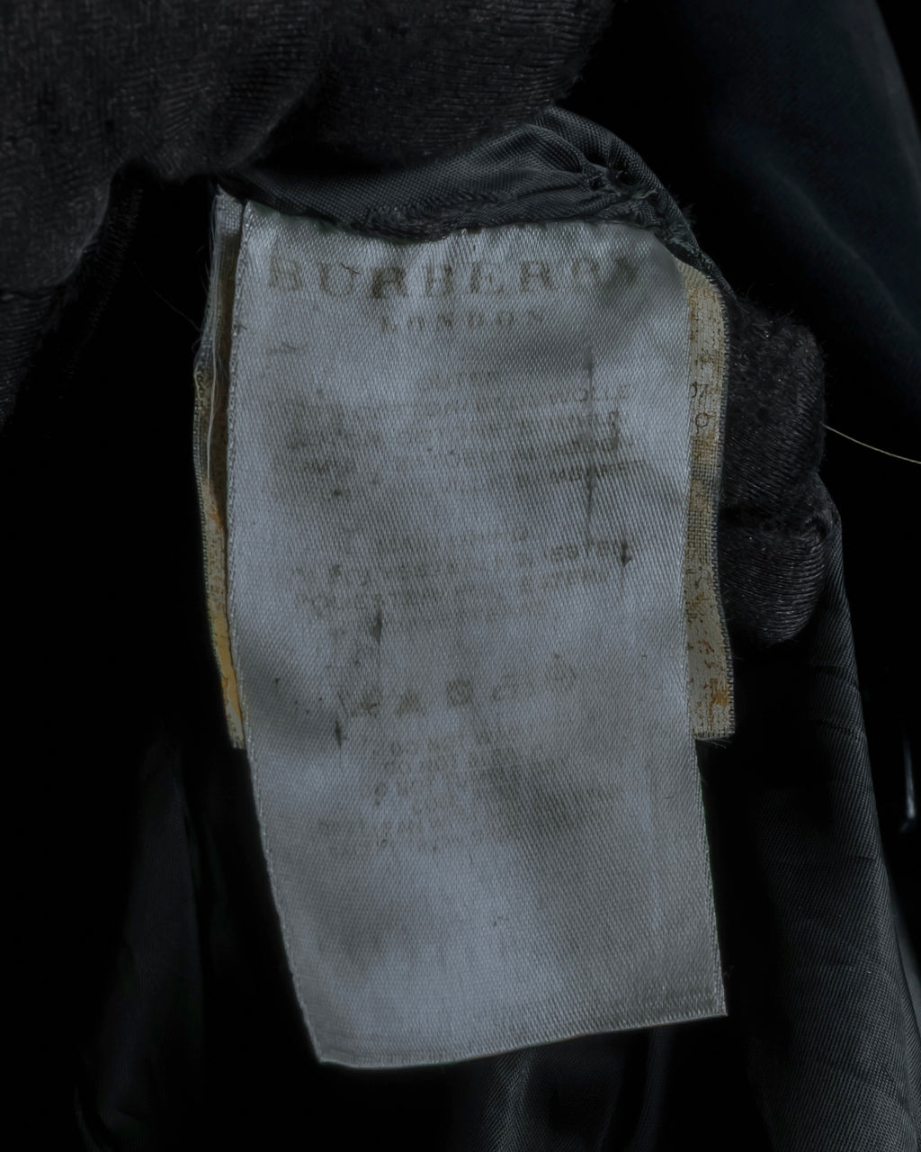 "BURBERRY" Garment dyed faded hunting design coat